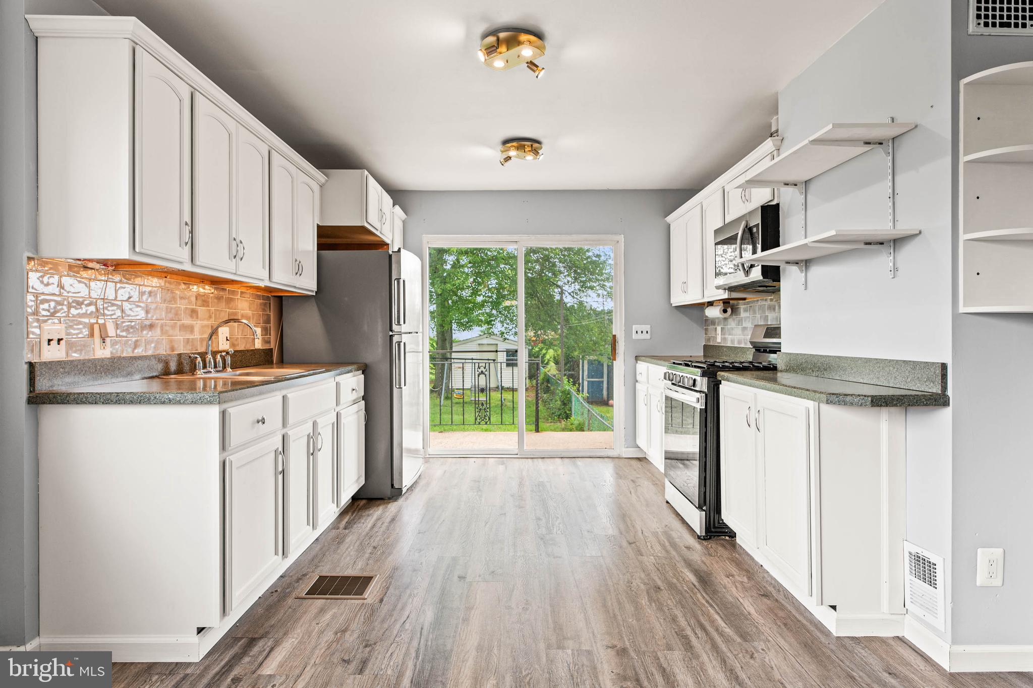 CORNWELL HGTS - Residential