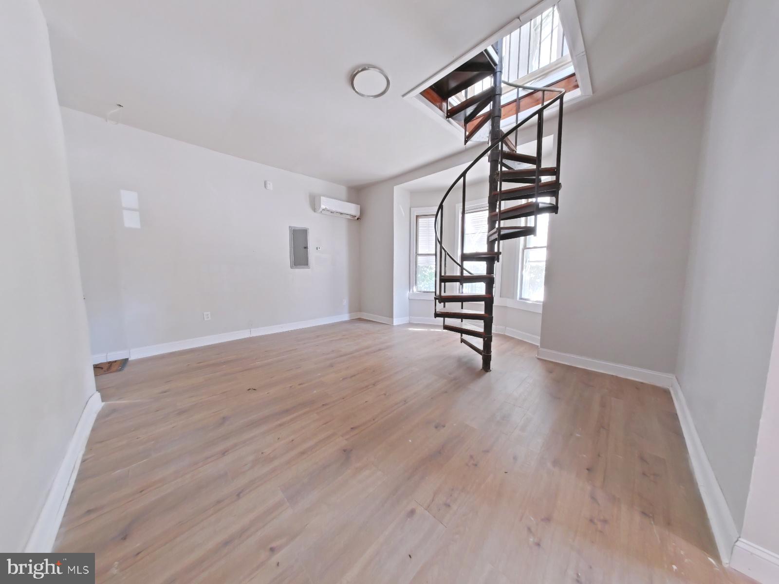 GERMANTOWN - Residential Income