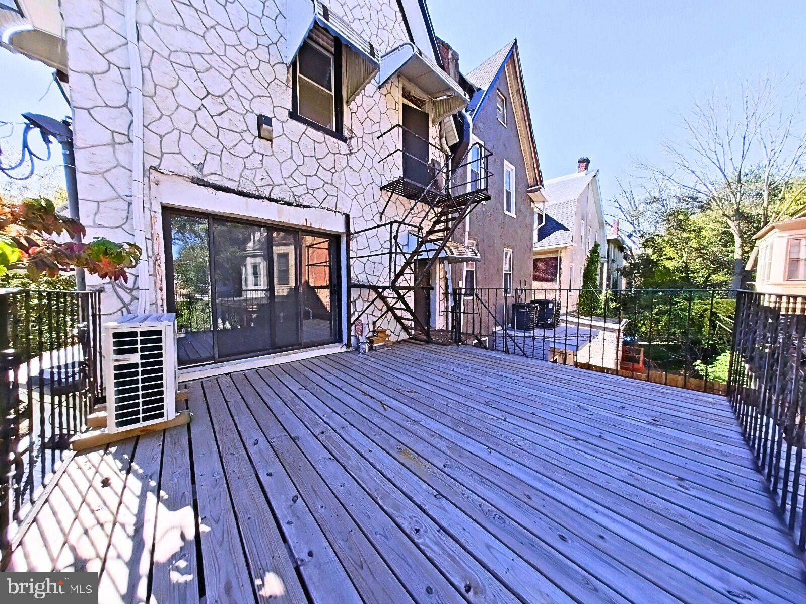 GERMANTOWN - Residential Income