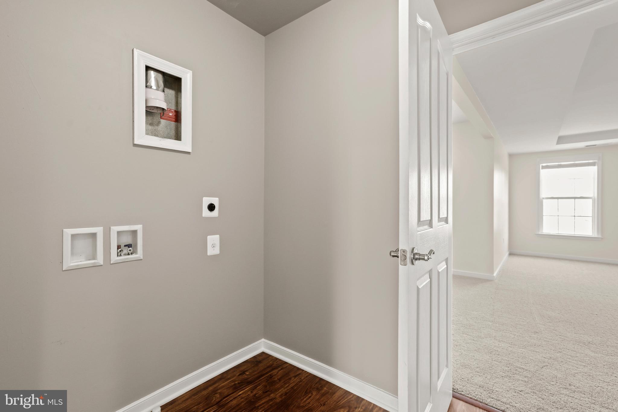 COLONIAL FORGE - Residential