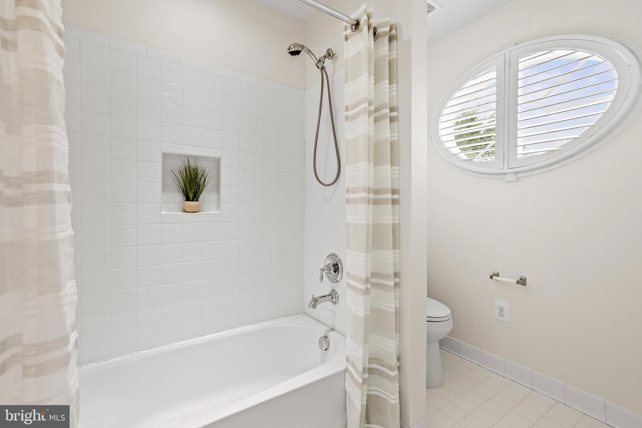 COLONIAL FORGE - Residential