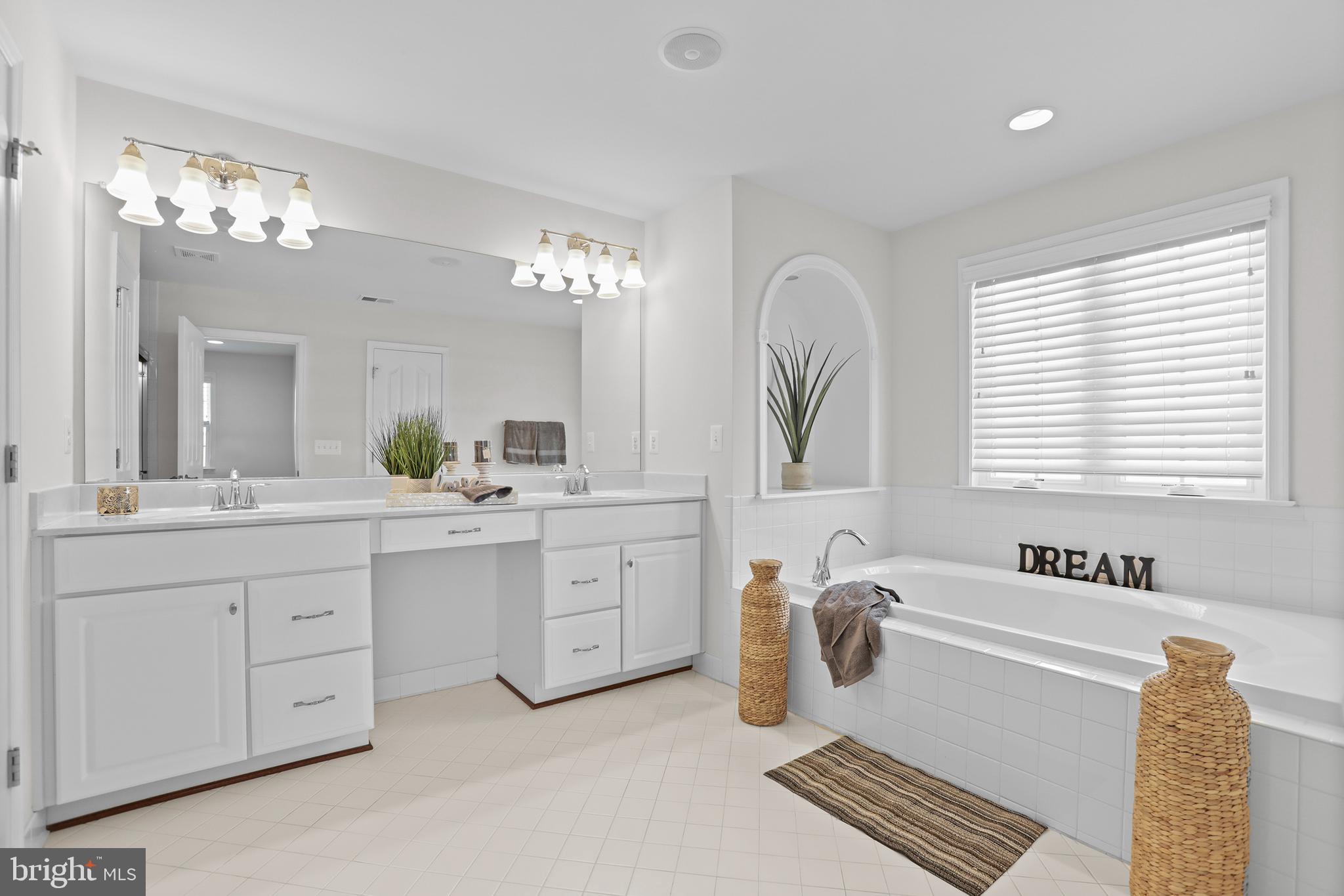 COLONIAL FORGE - Residential