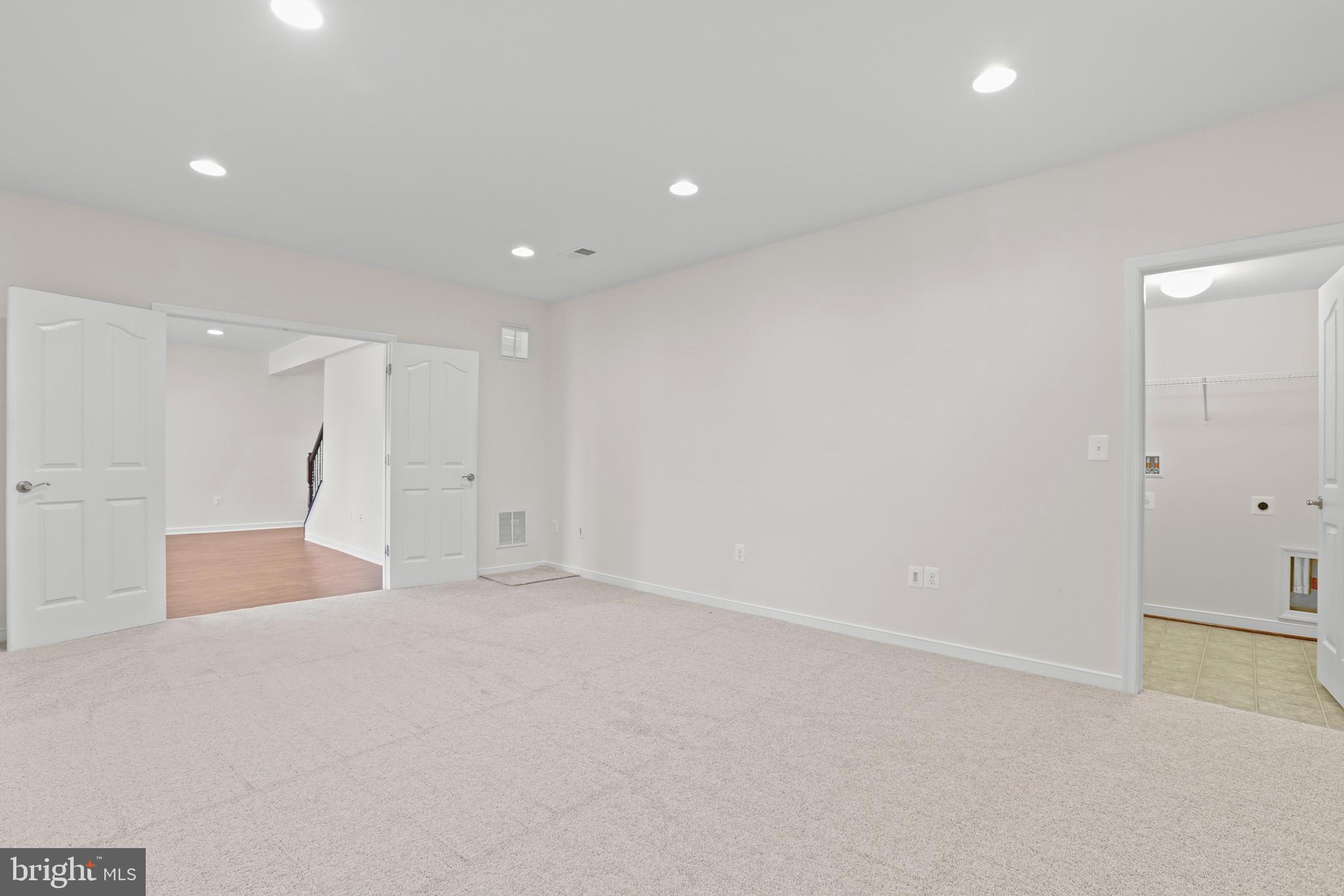 COLONIAL FORGE - Residential