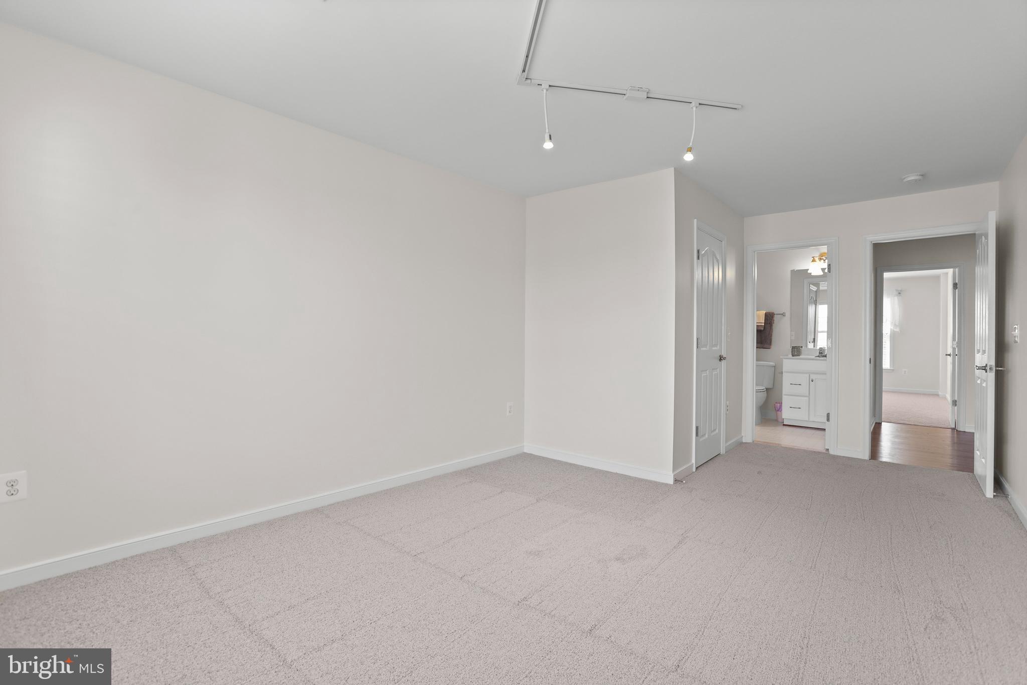 COLONIAL FORGE - Residential