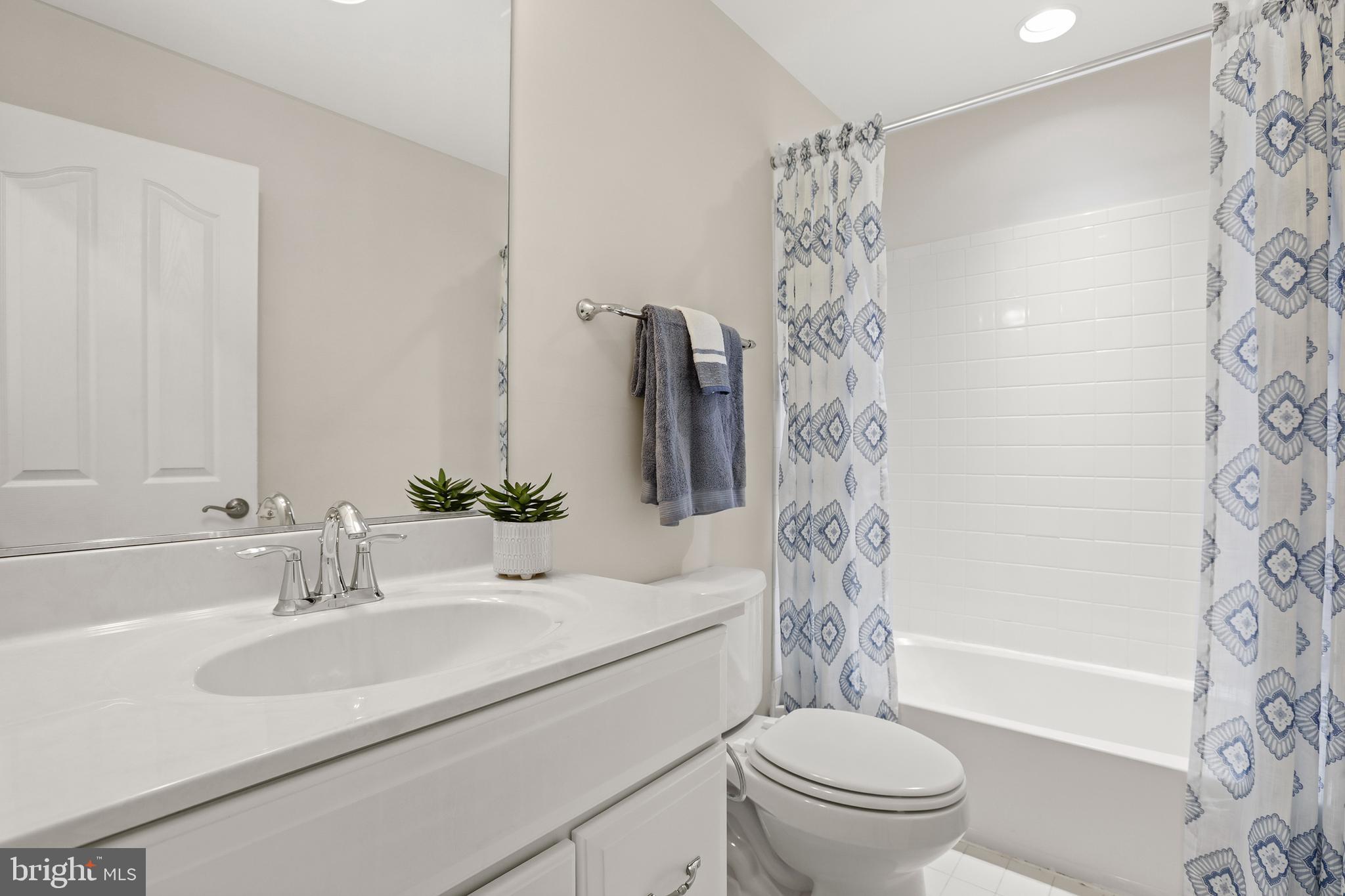 COLONIAL FORGE - Residential