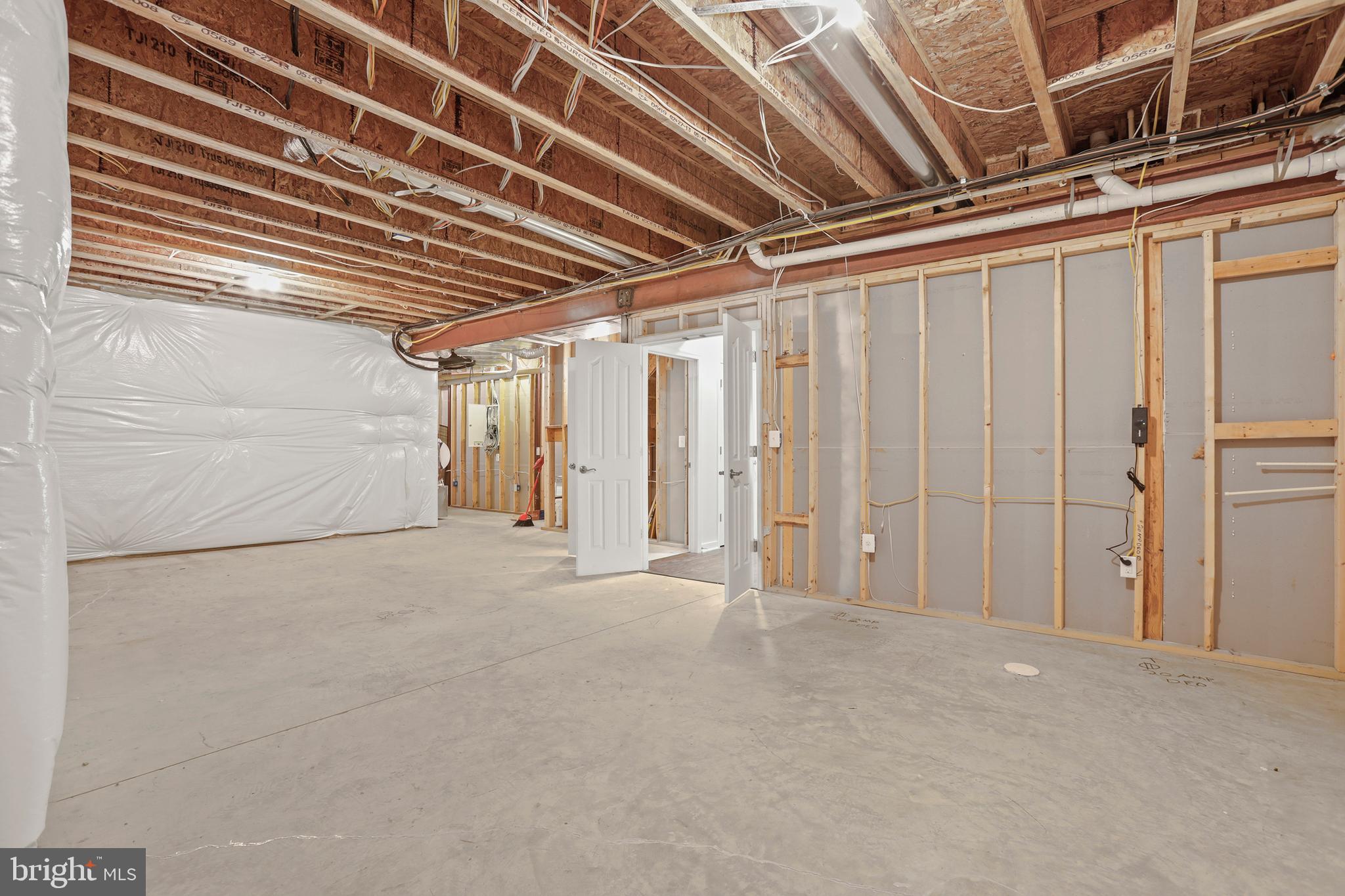 COLONIAL FORGE - Residential