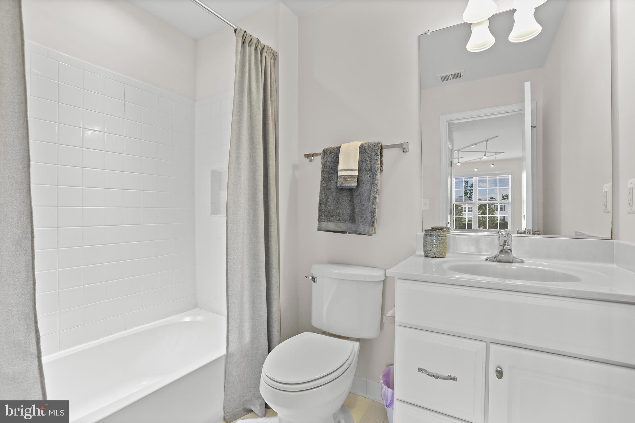 COLONIAL FORGE - Residential