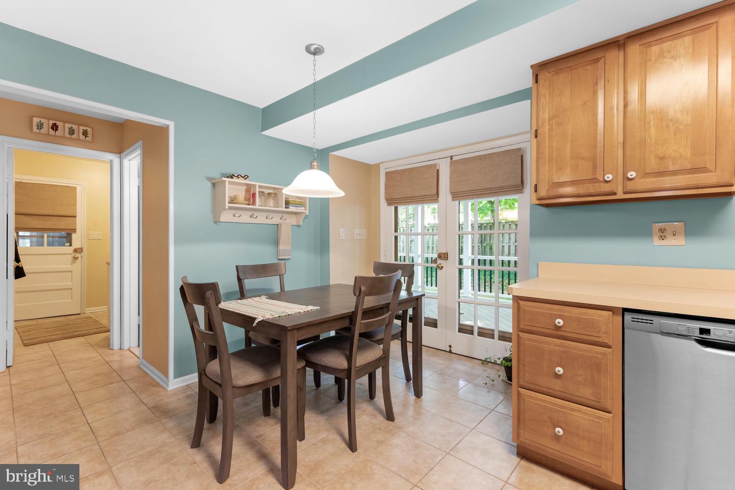 NORBECK ESTATES - Residential