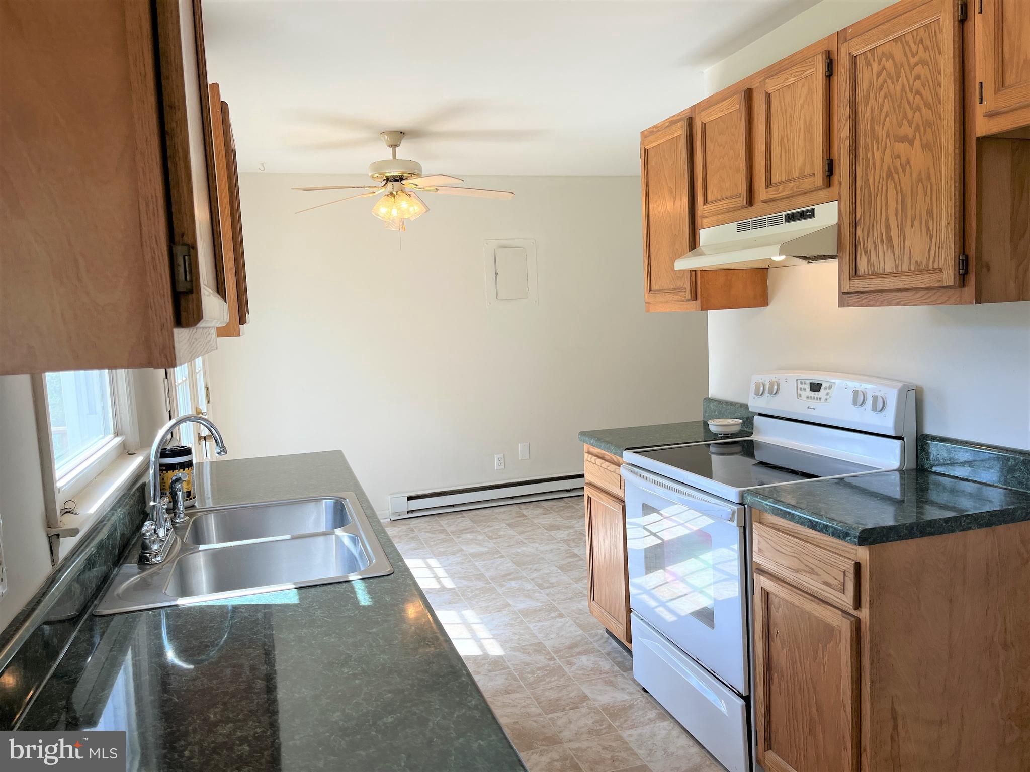 AMISSVILLE - Residential