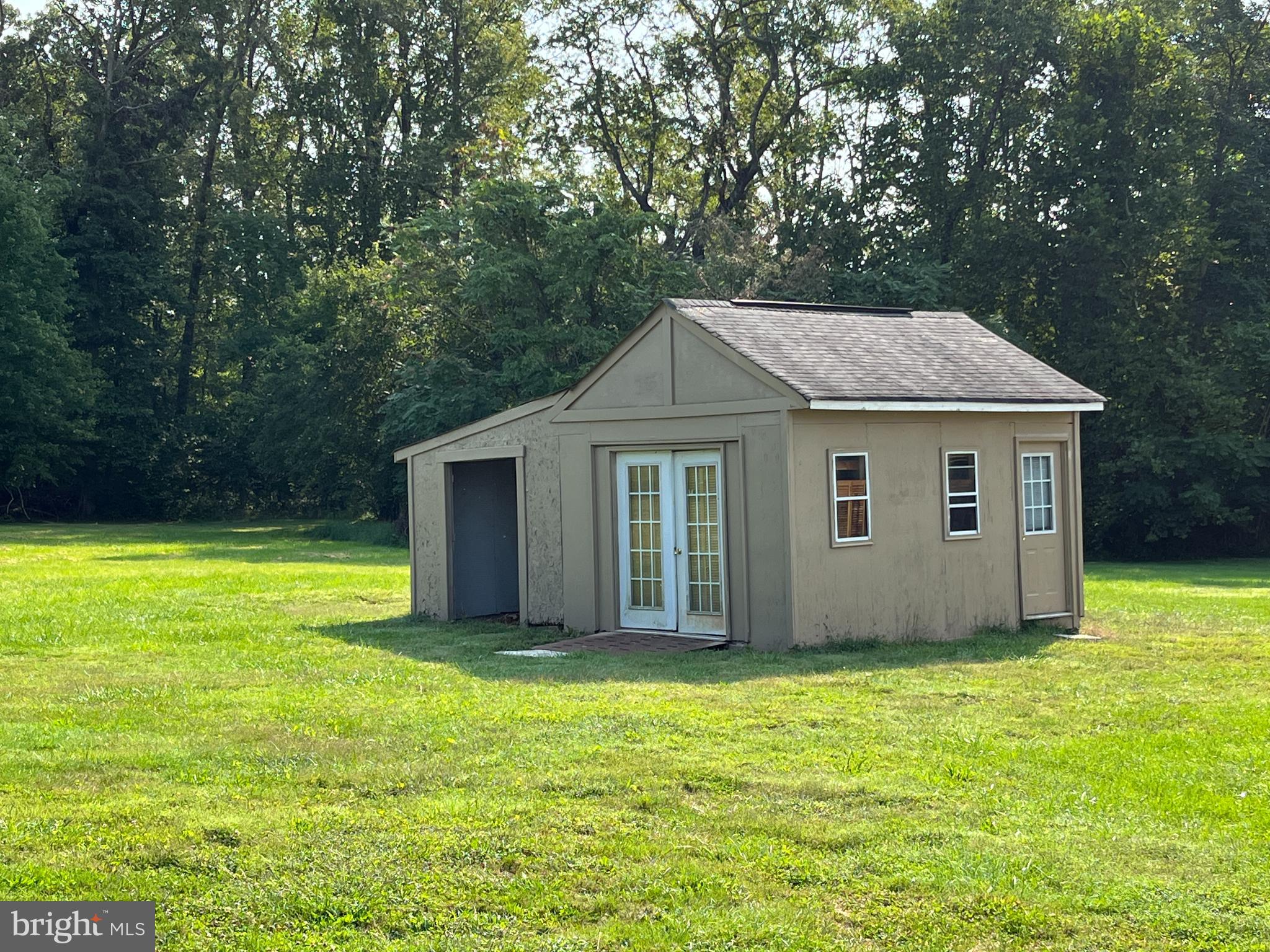 AMISSVILLE - Residential