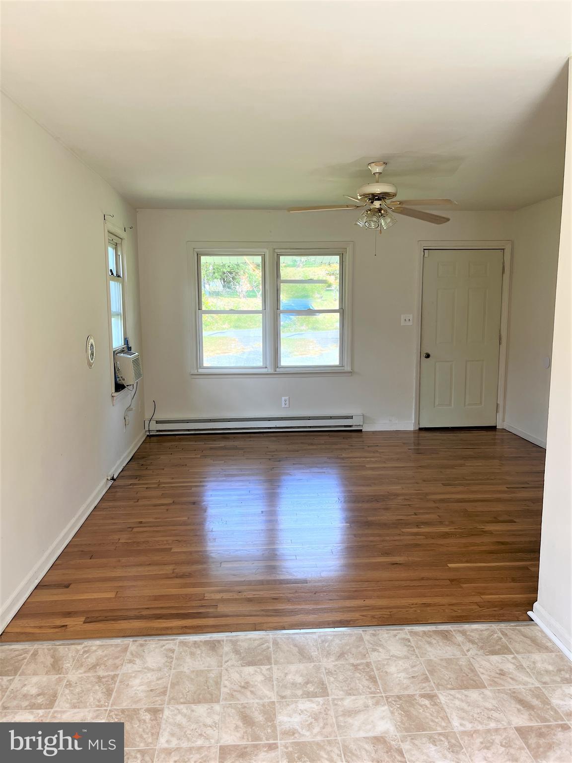 AMISSVILLE - Residential