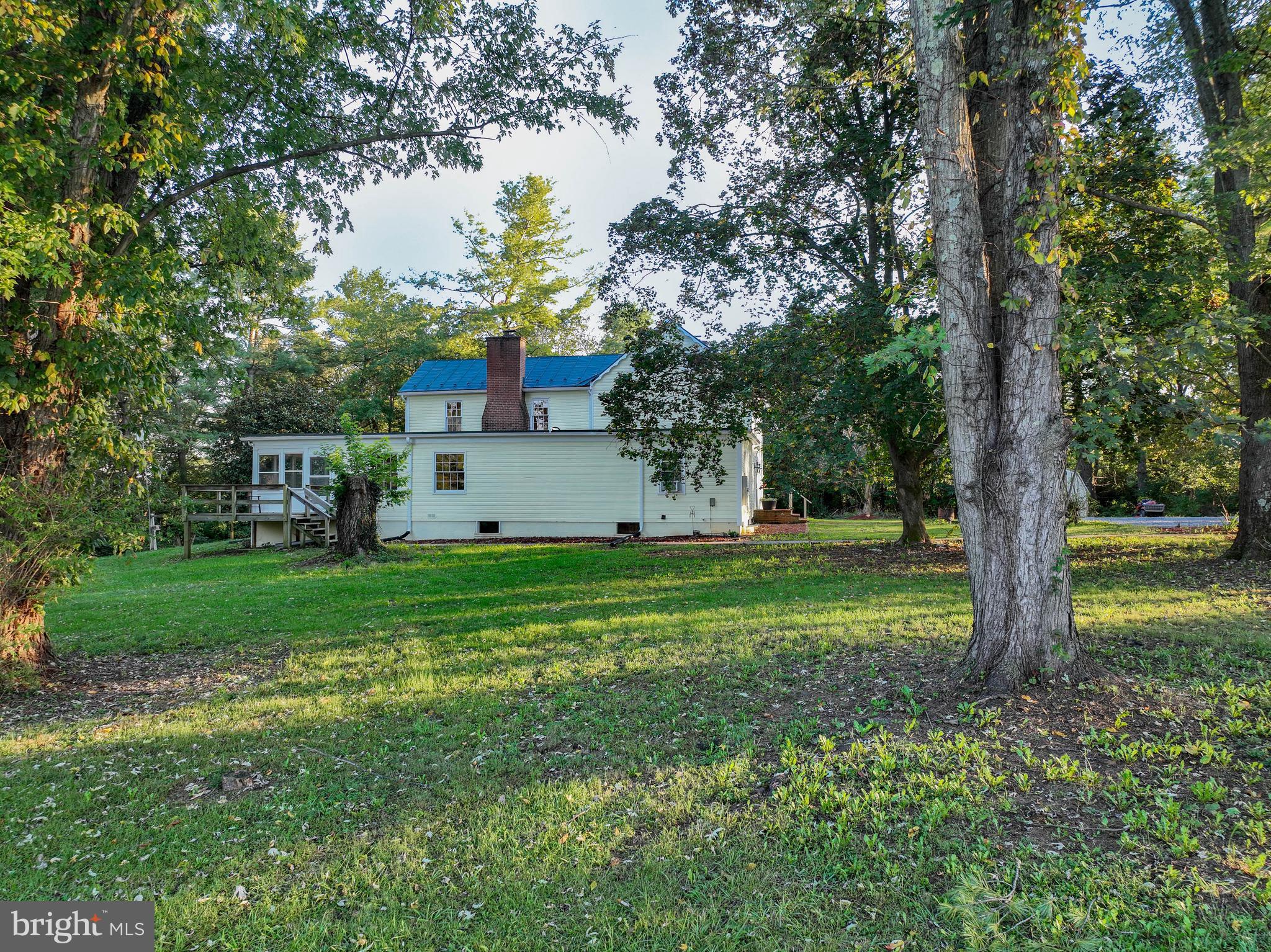 SUMMIT POINT - Residential