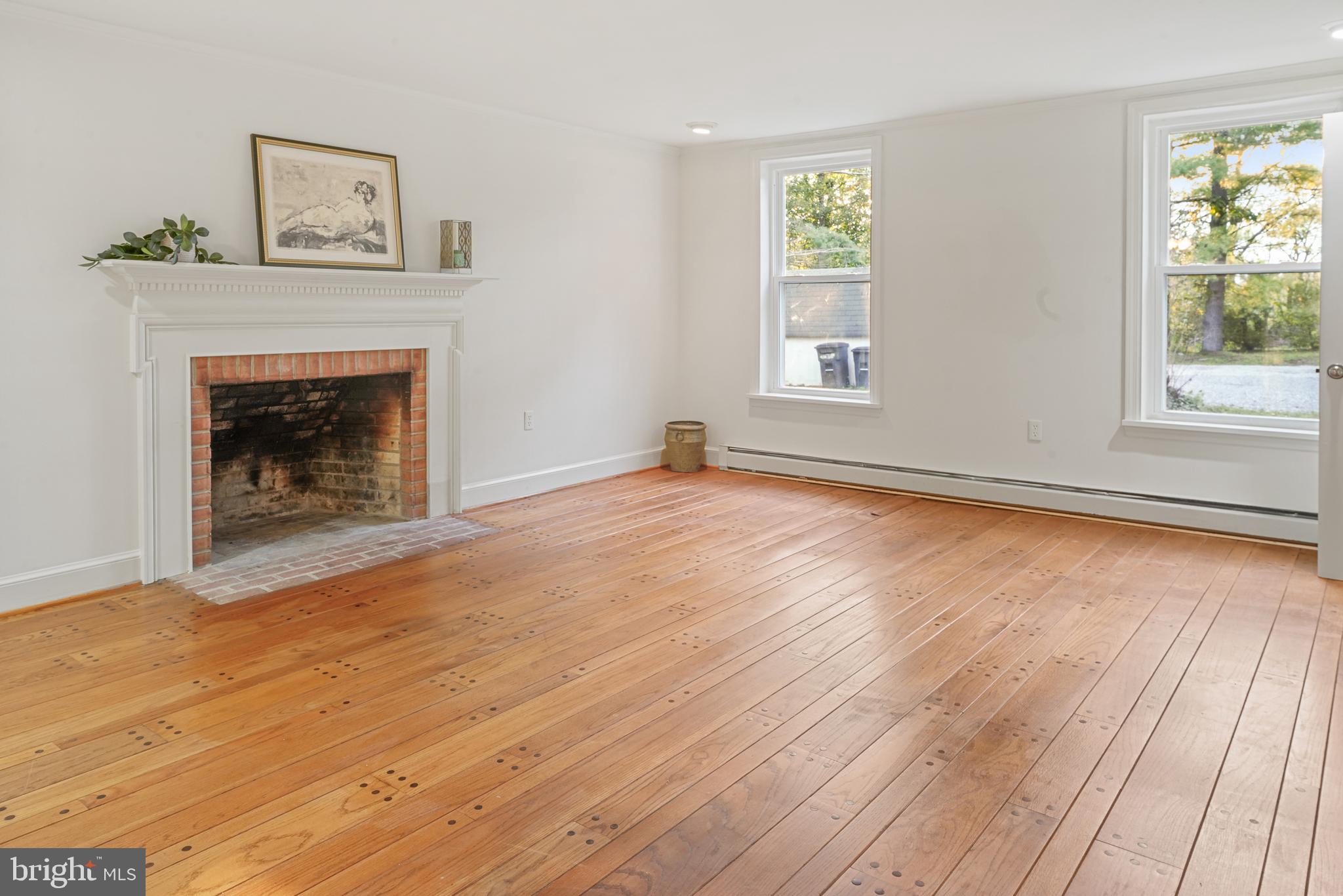 SUMMIT POINT - Residential