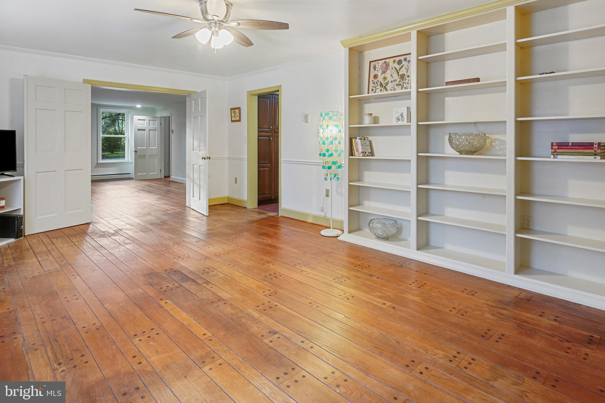 SUMMIT POINT - Residential