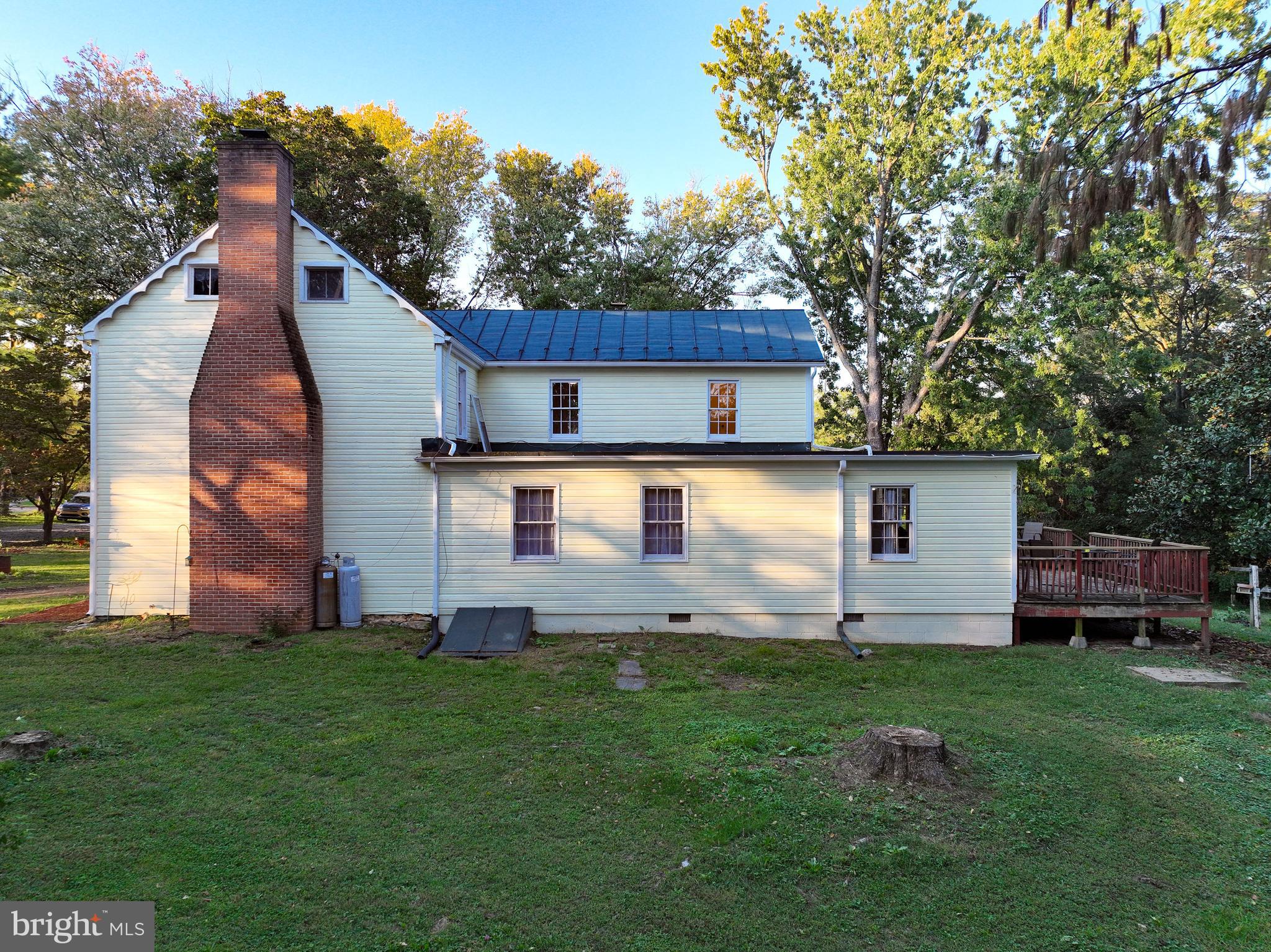 SUMMIT POINT - Residential