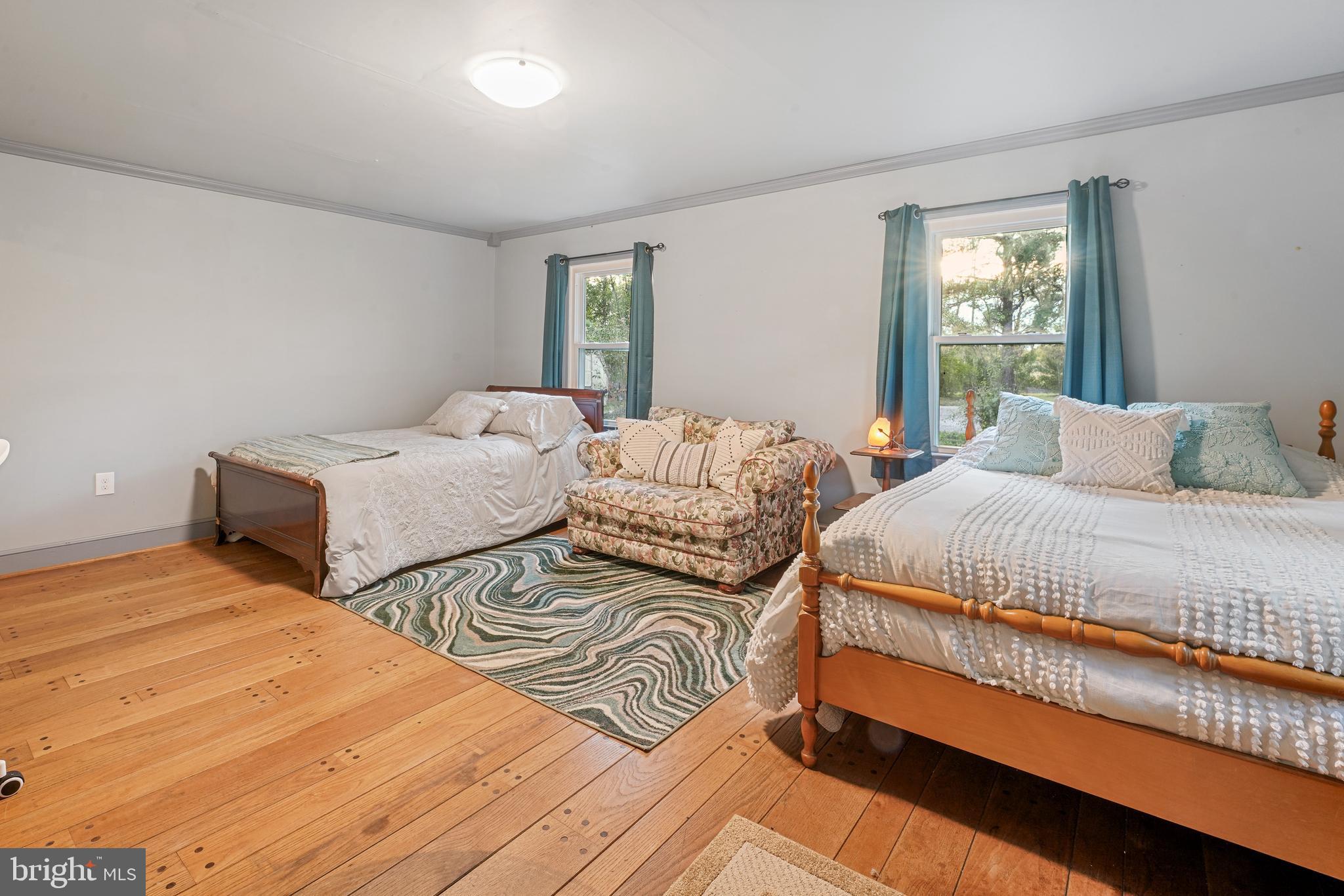 SUMMIT POINT - Residential