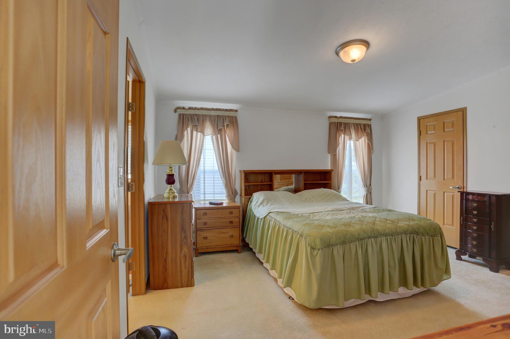 SHIPPENSBURG VILLAGE - Residential