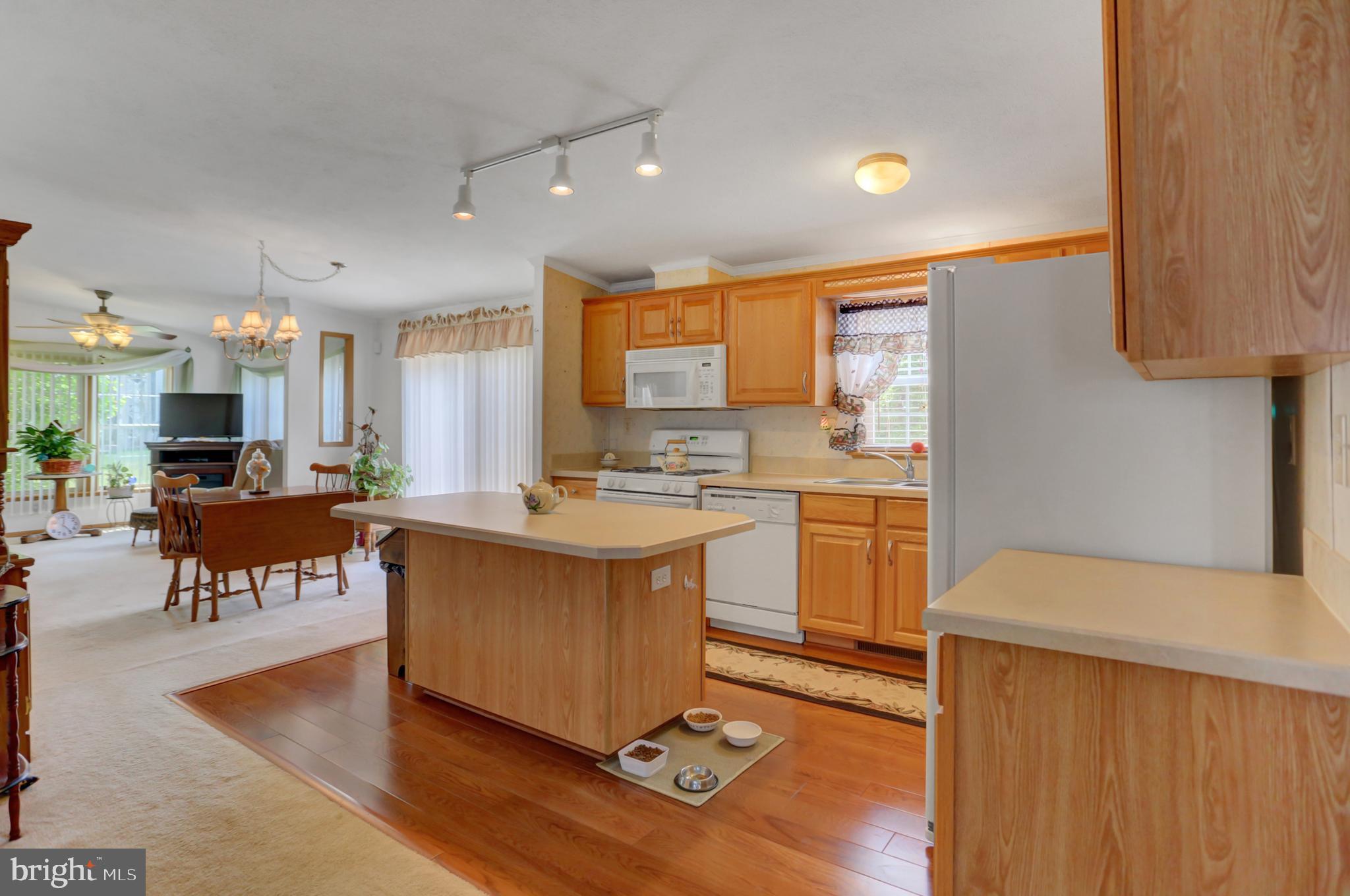 SHIPPENSBURG VILLAGE - Residential