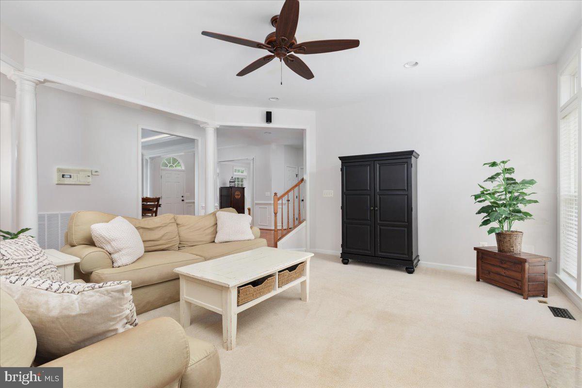 NEW TOWN MEADOWS - Residential