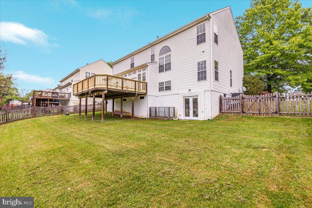 NEW TOWN MEADOWS - Residential