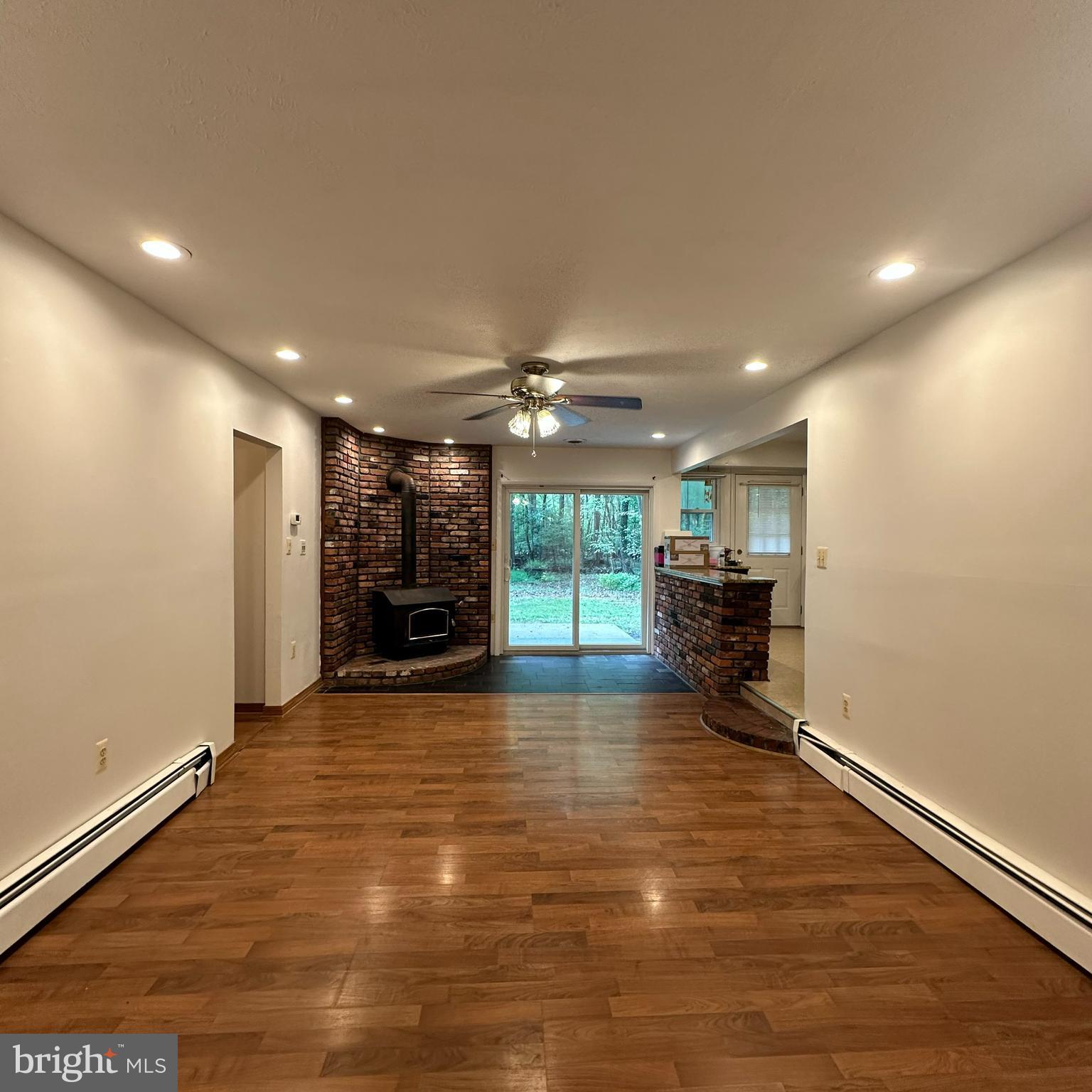 FERRY LANDING WOODS - Residential Lease