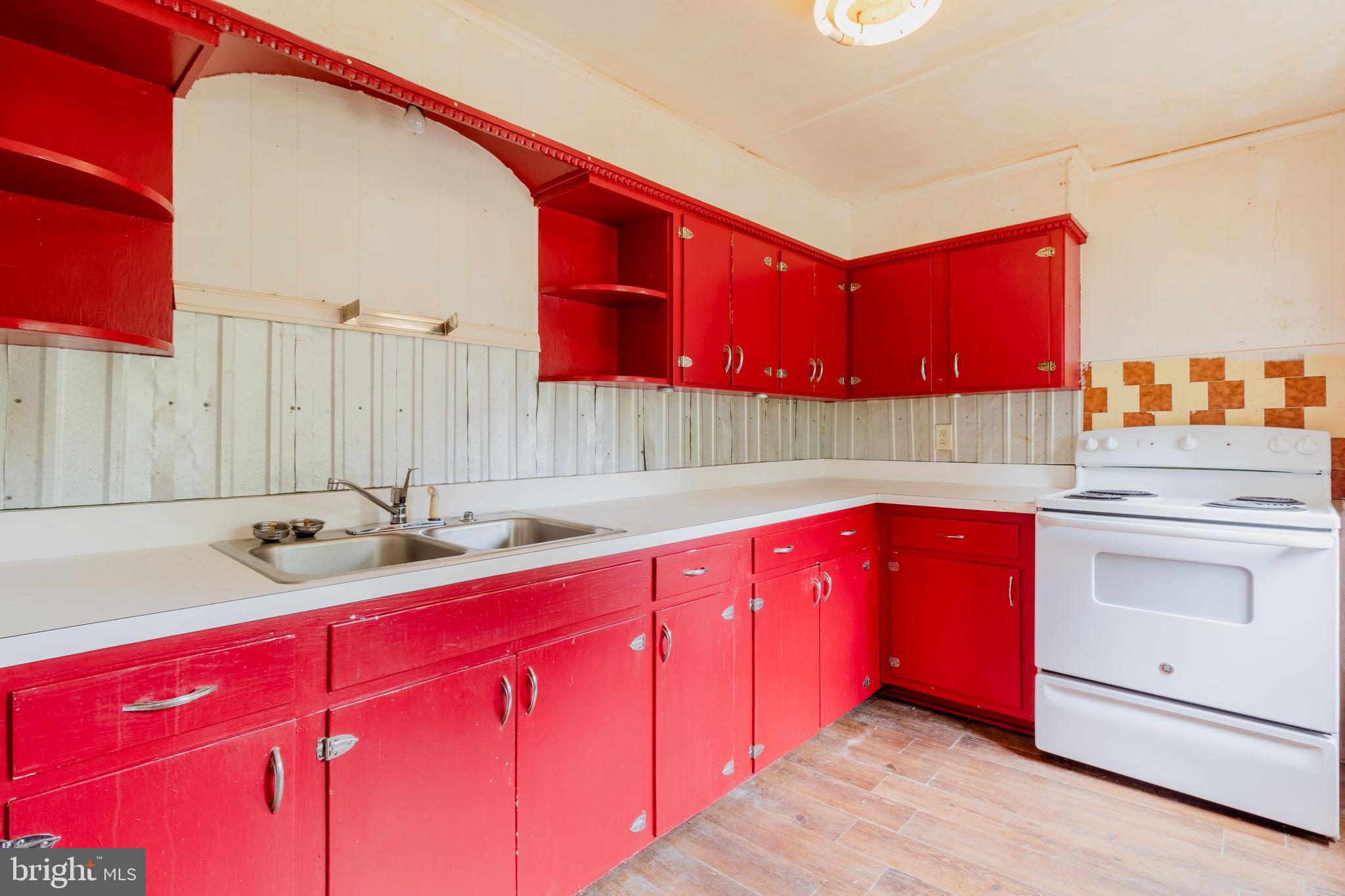 REGULARS - Residential