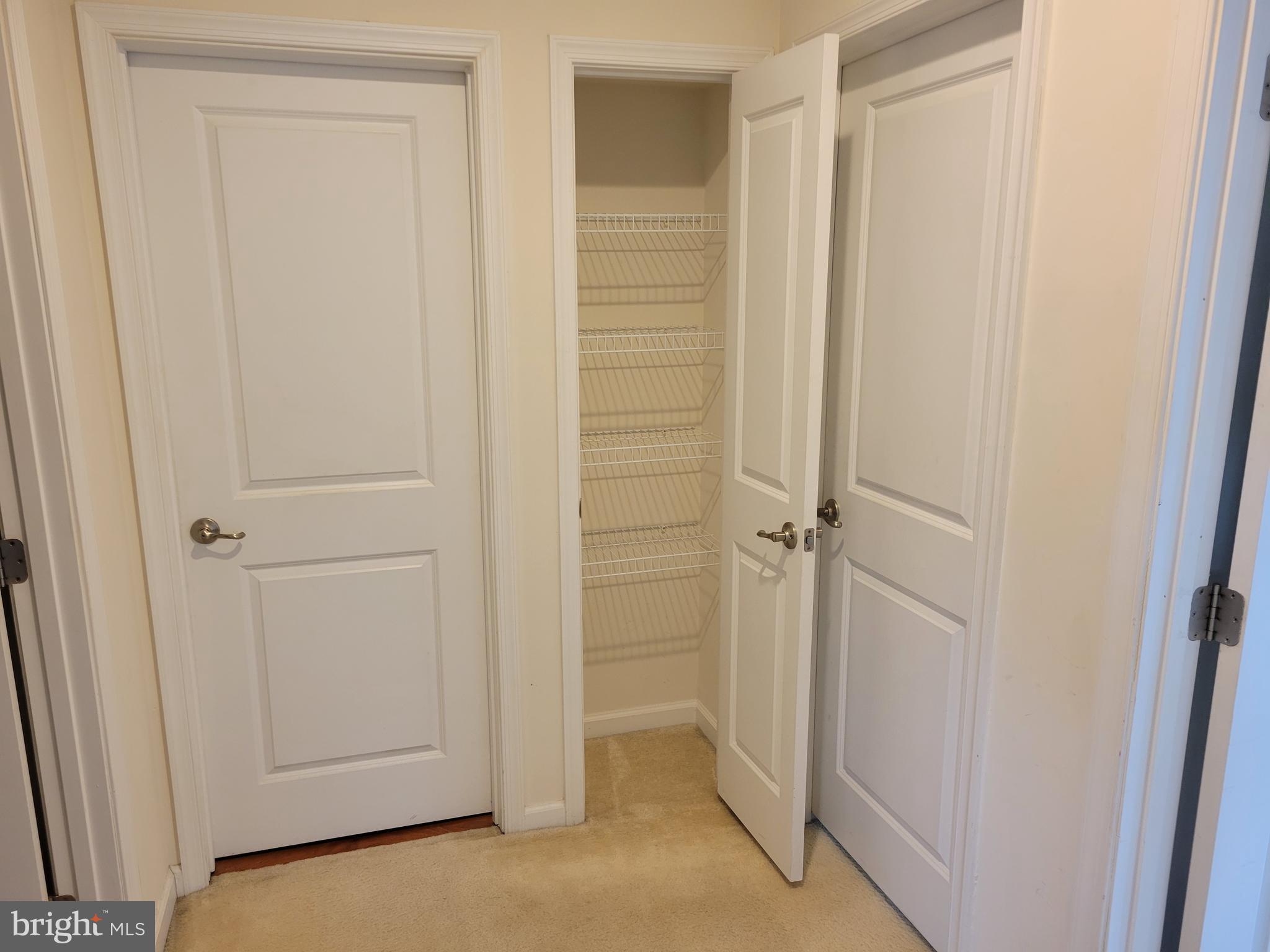 DISCOVERY SQUARE - Residential Lease