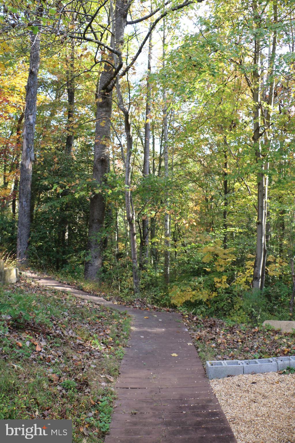 BROWNS MANOR - Residential