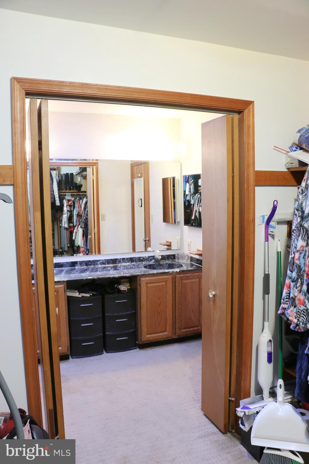 BROWNS MANOR - Residential