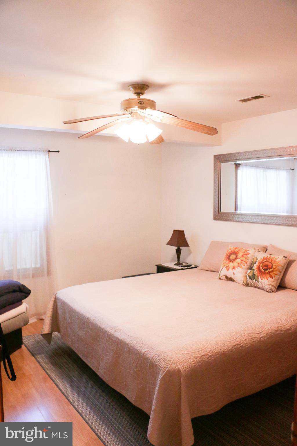 BROWNS MANOR - Residential