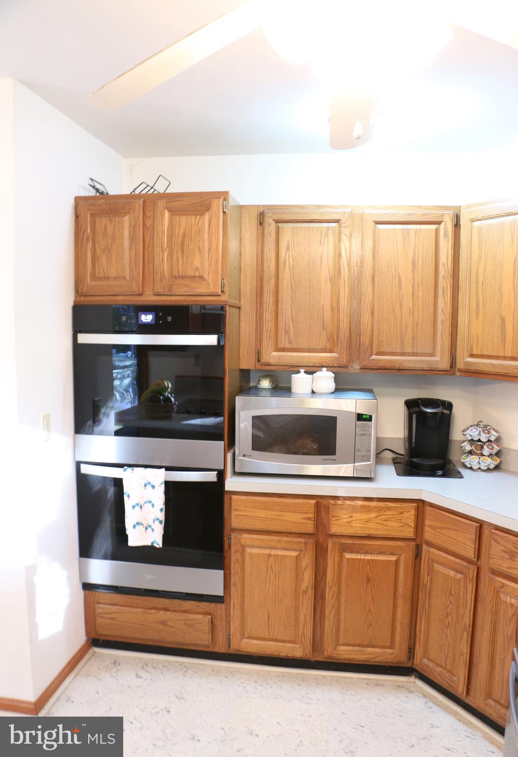 BROWNS MANOR - Residential