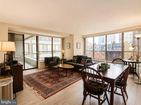 Condo For Rent - 224 W Rittenhouse Square #401<br/> PHILADELPHIA, PA 19103