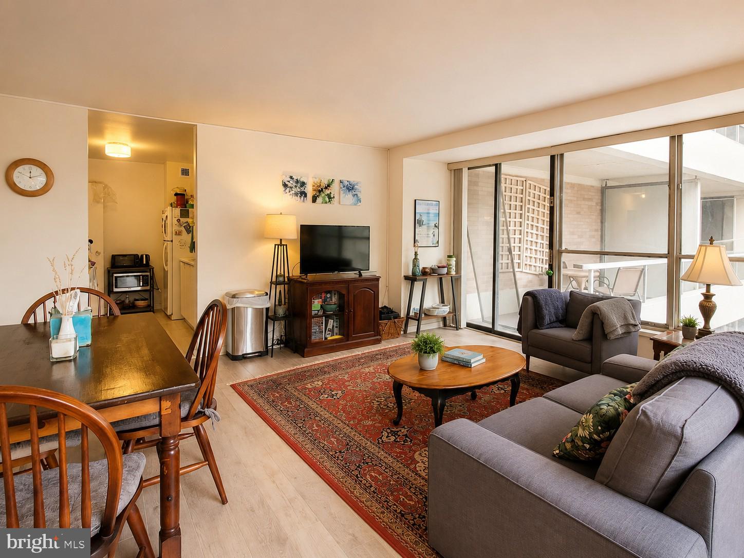224 W RITTENHOUSE SQUARE 30 401