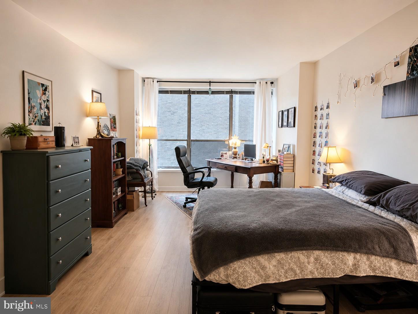 224 W RITTENHOUSE SQUARE 30 401