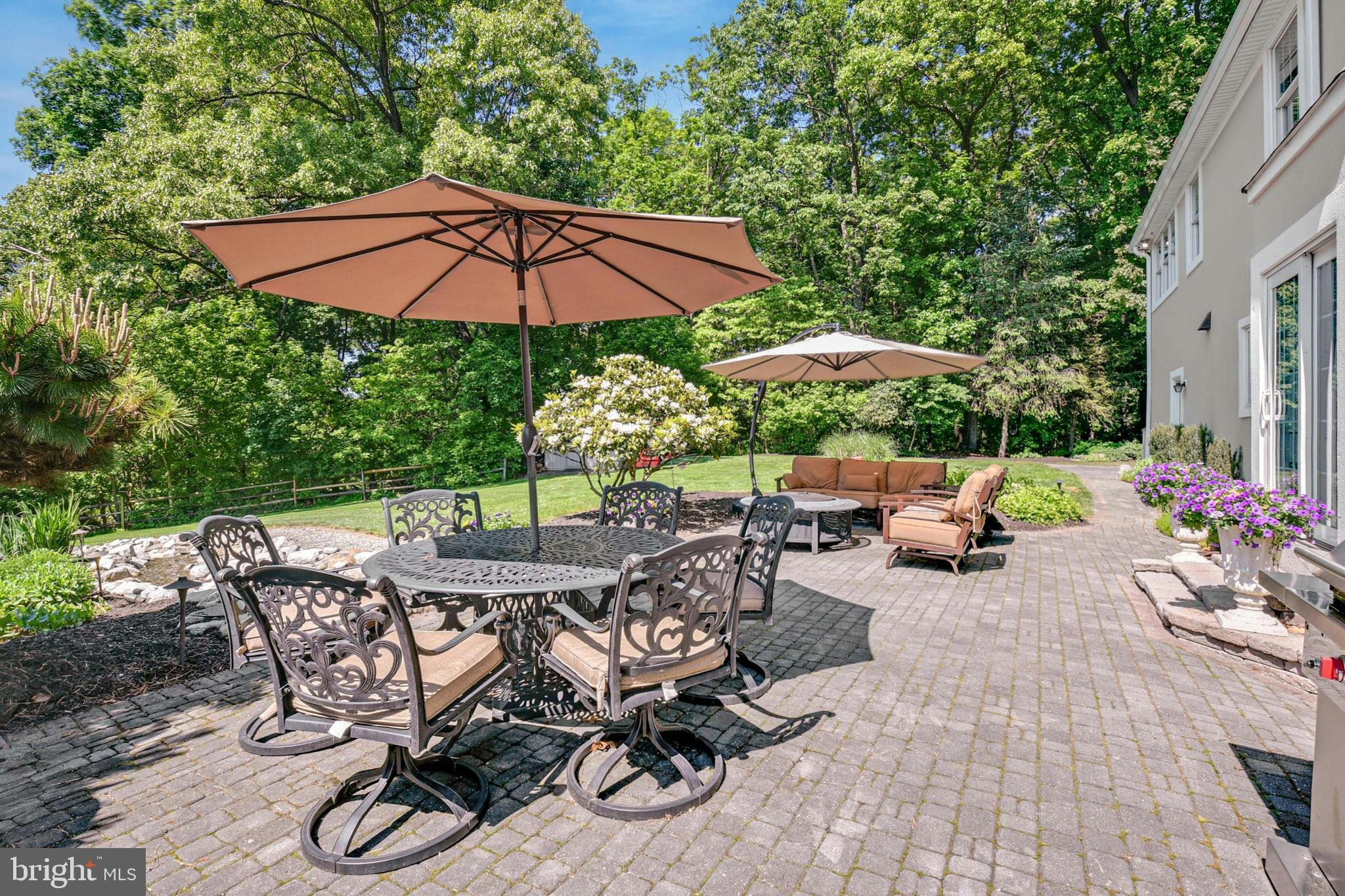 COUNTRY INN ESTATES - Residential