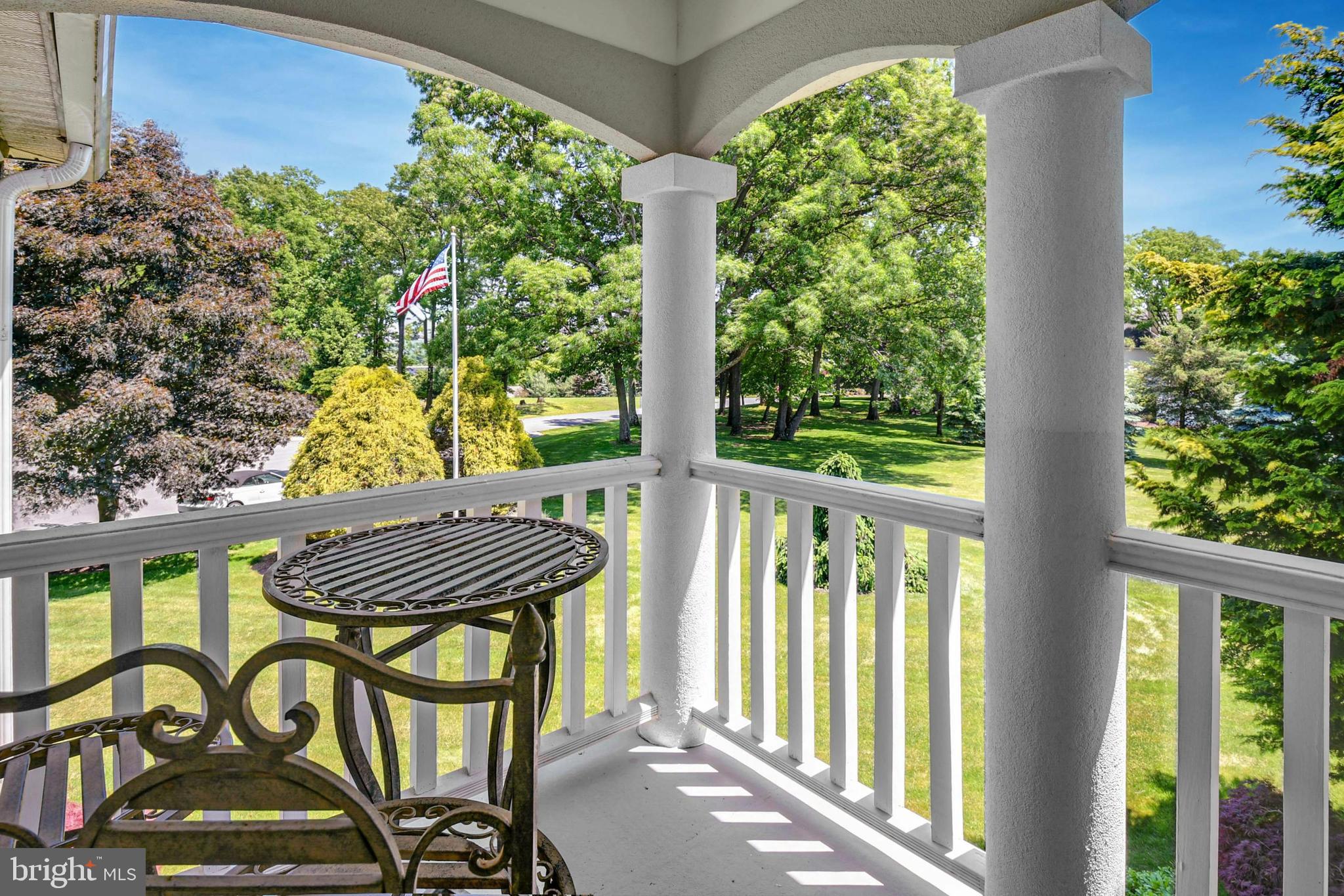 COUNTRY INN ESTATES - Residential