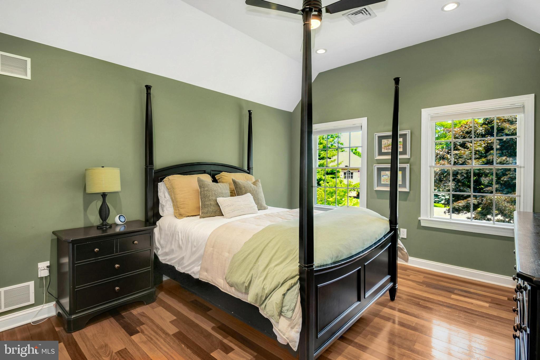 COUNTRY INN ESTATES - Residential