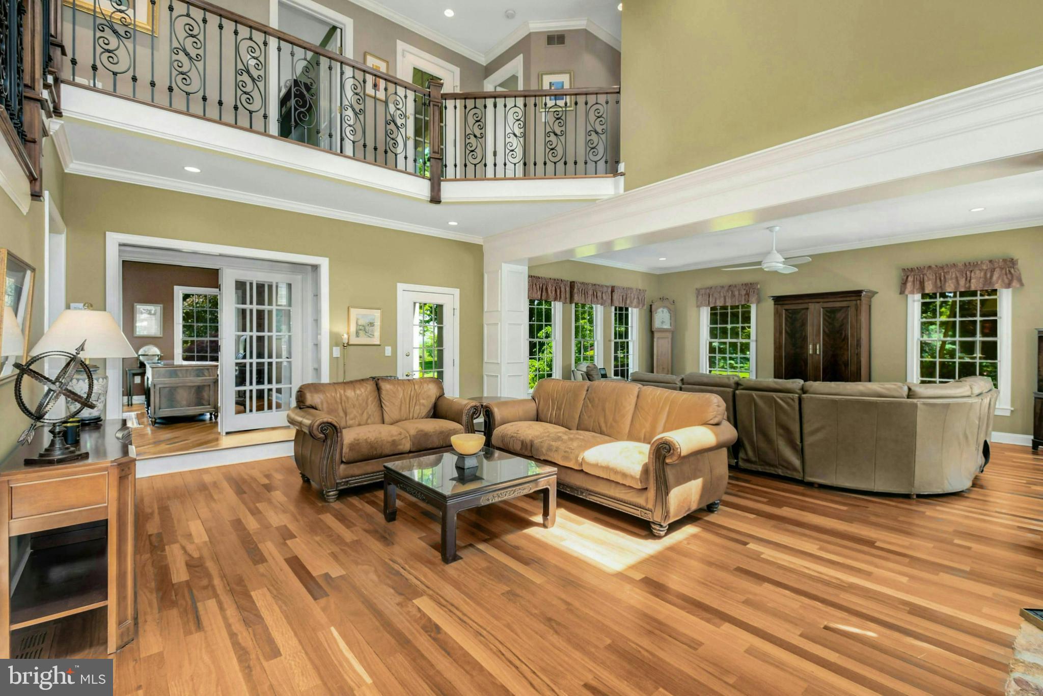 COUNTRY INN ESTATES - Residential