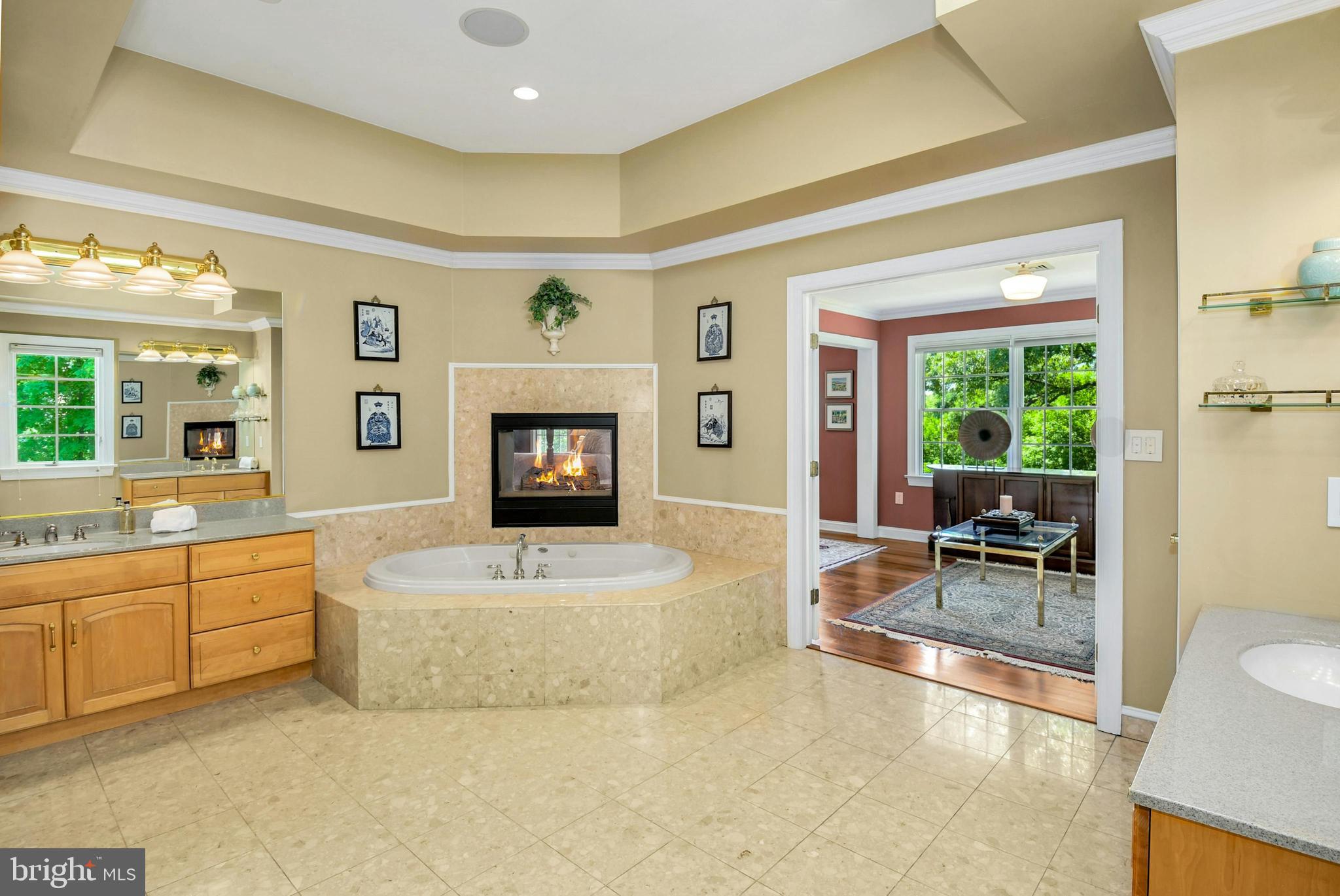 COUNTRY INN ESTATES - Residential