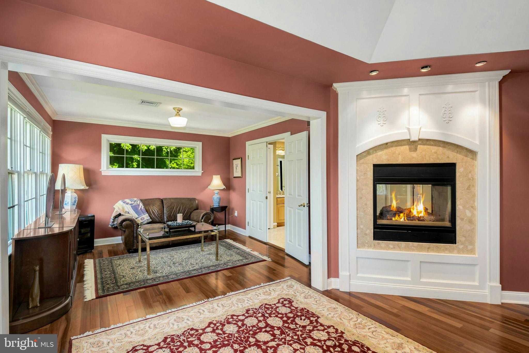 COUNTRY INN ESTATES - Residential