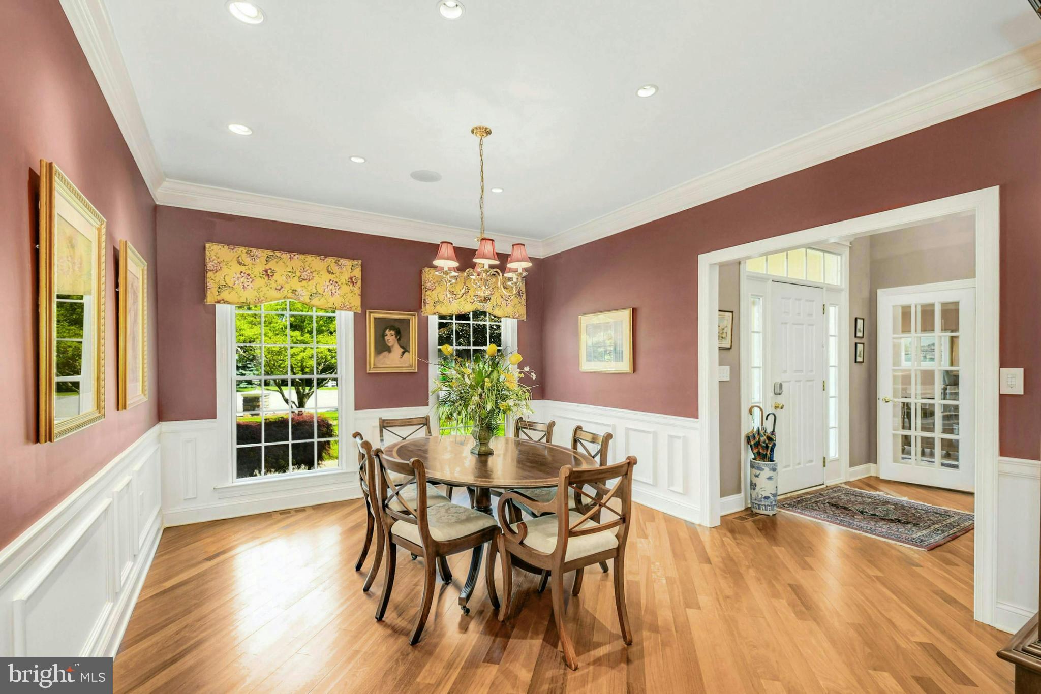 COUNTRY INN ESTATES - Residential