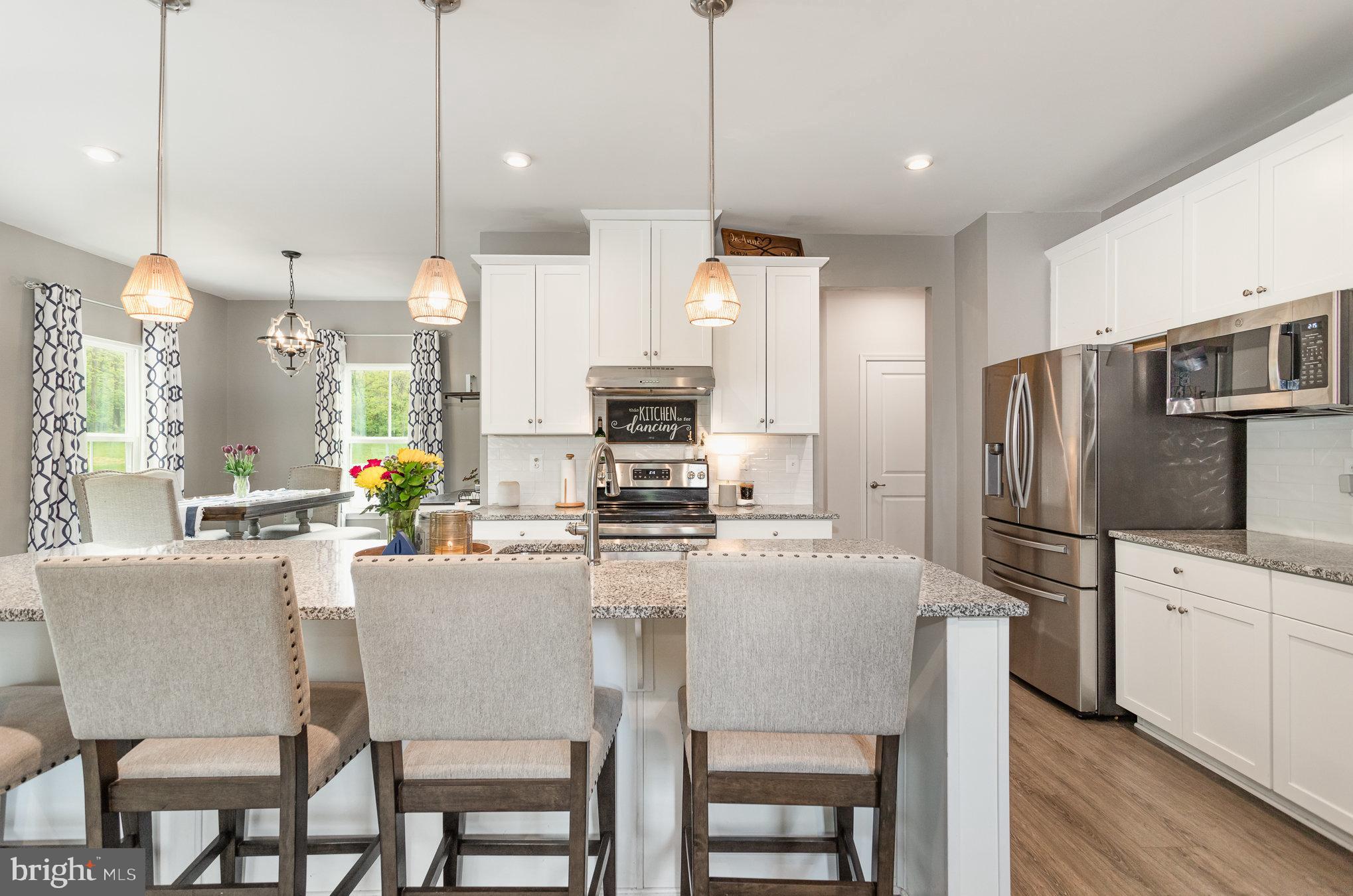 STRAY WINDS FARM - Residential