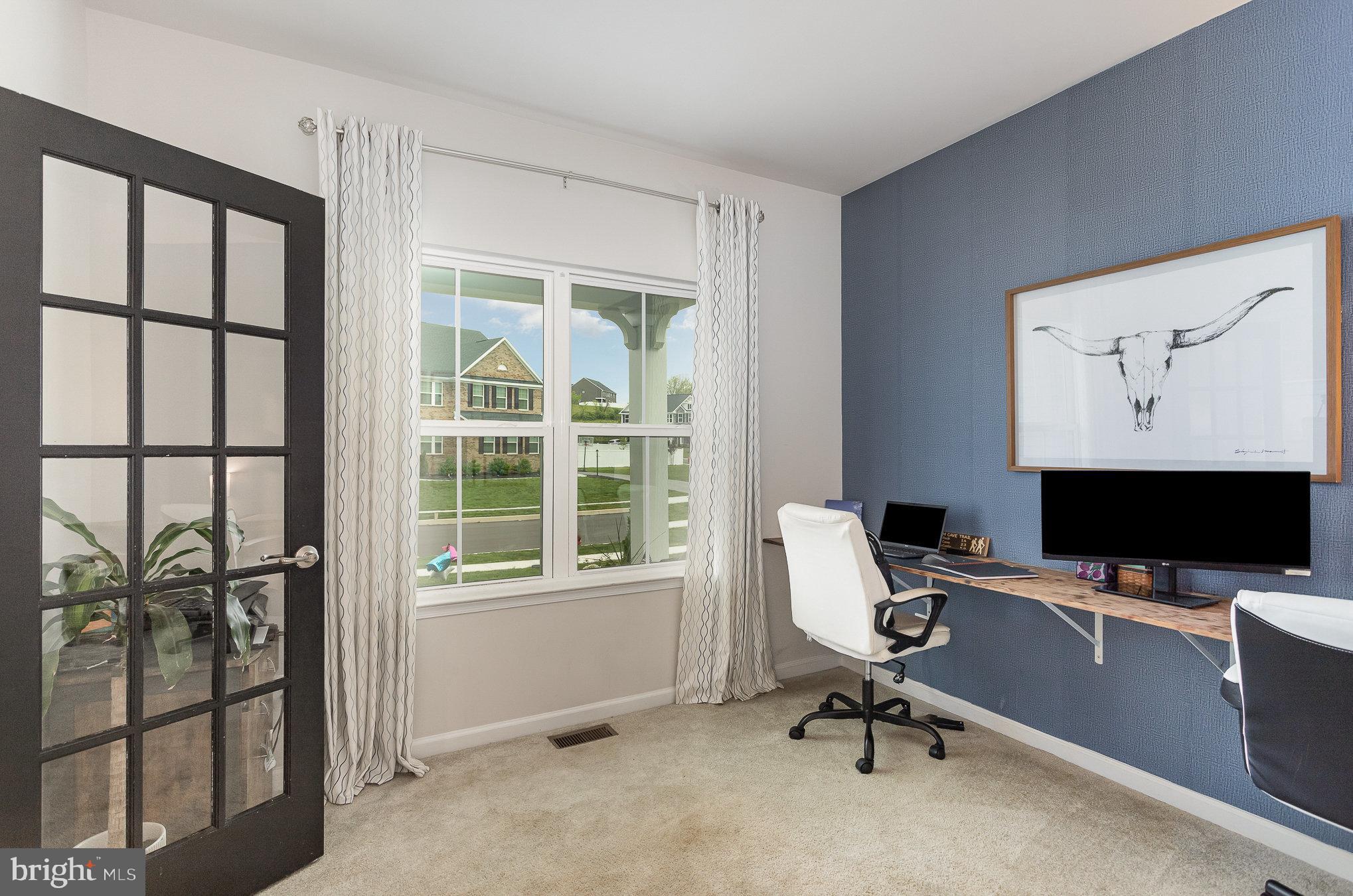 STRAY WINDS FARM - Residential