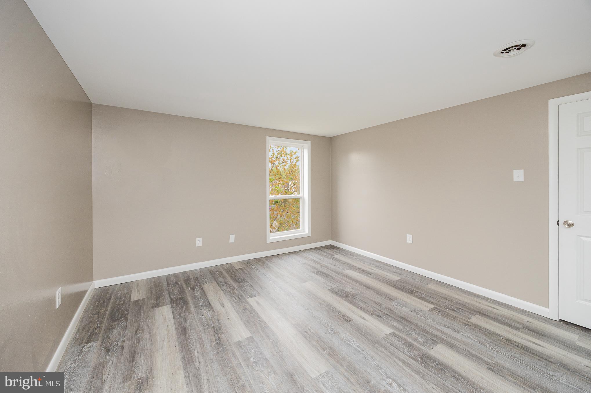 PHEASANT RUN - Residential