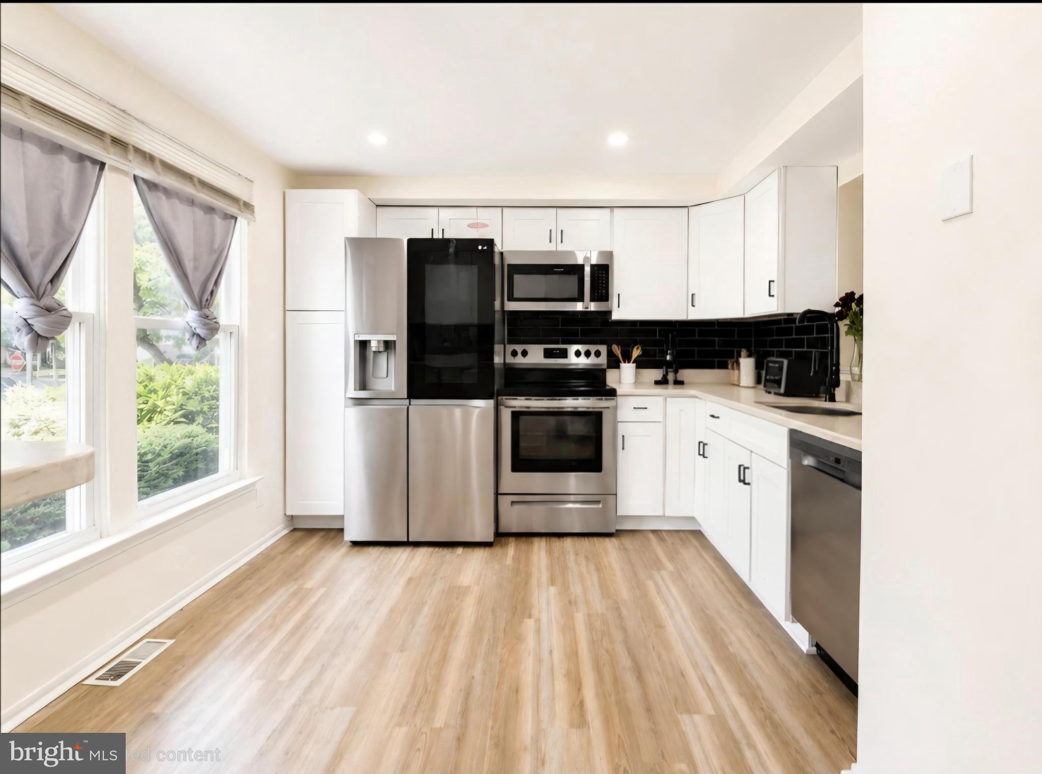20 JAMES CUBBERLY COURT