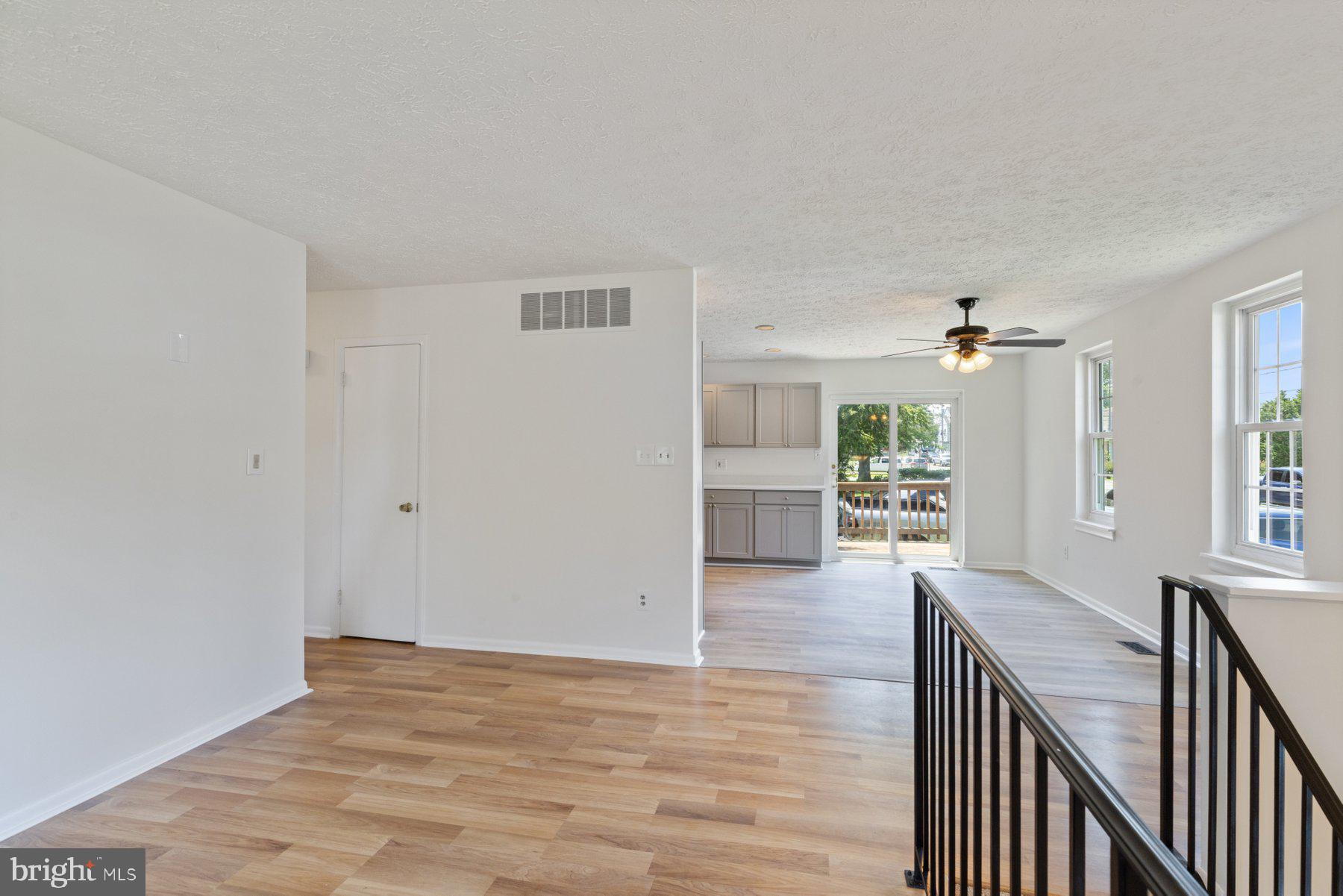 RIVIERA BEACH - Residential