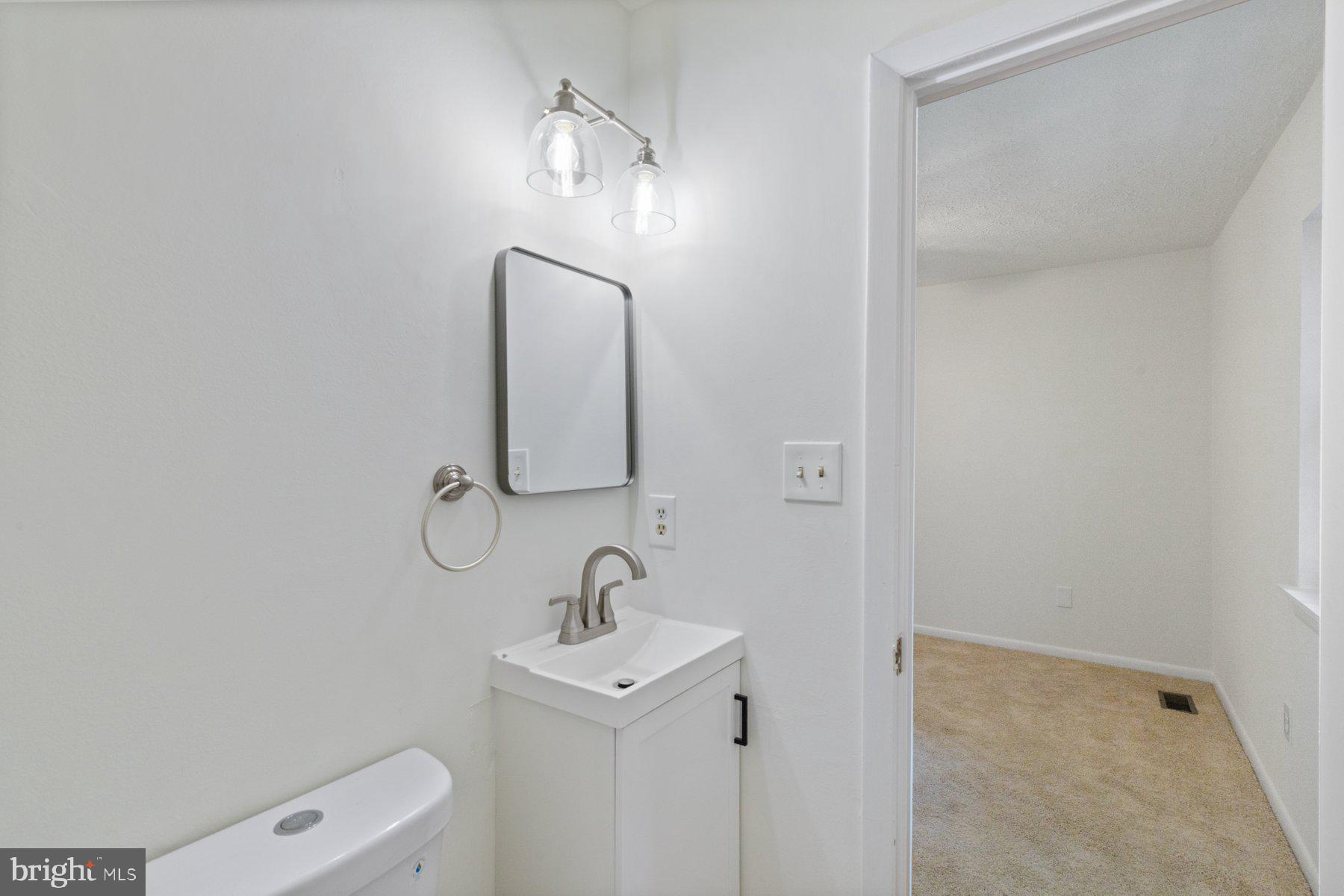 RIVIERA BEACH - Residential