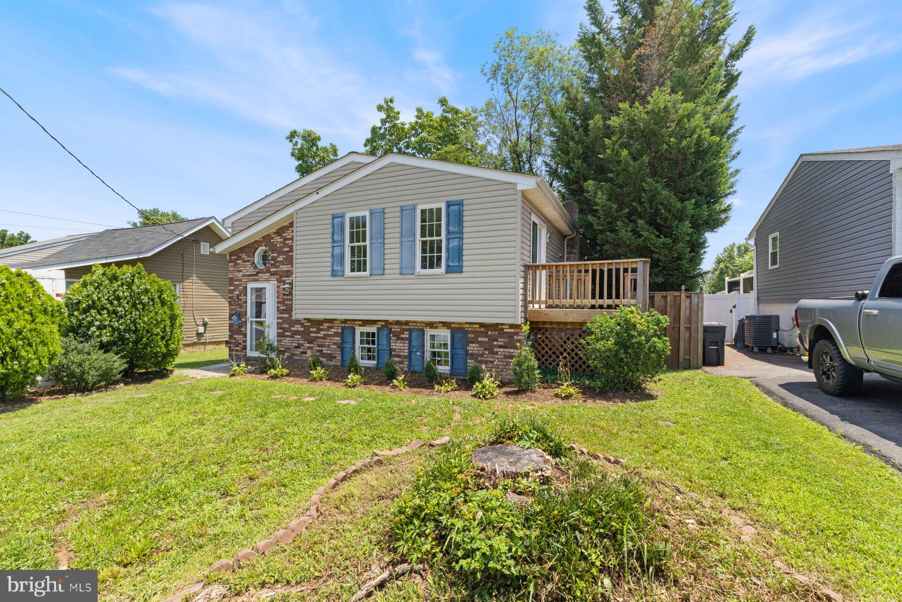 RIVIERA BEACH - Residential