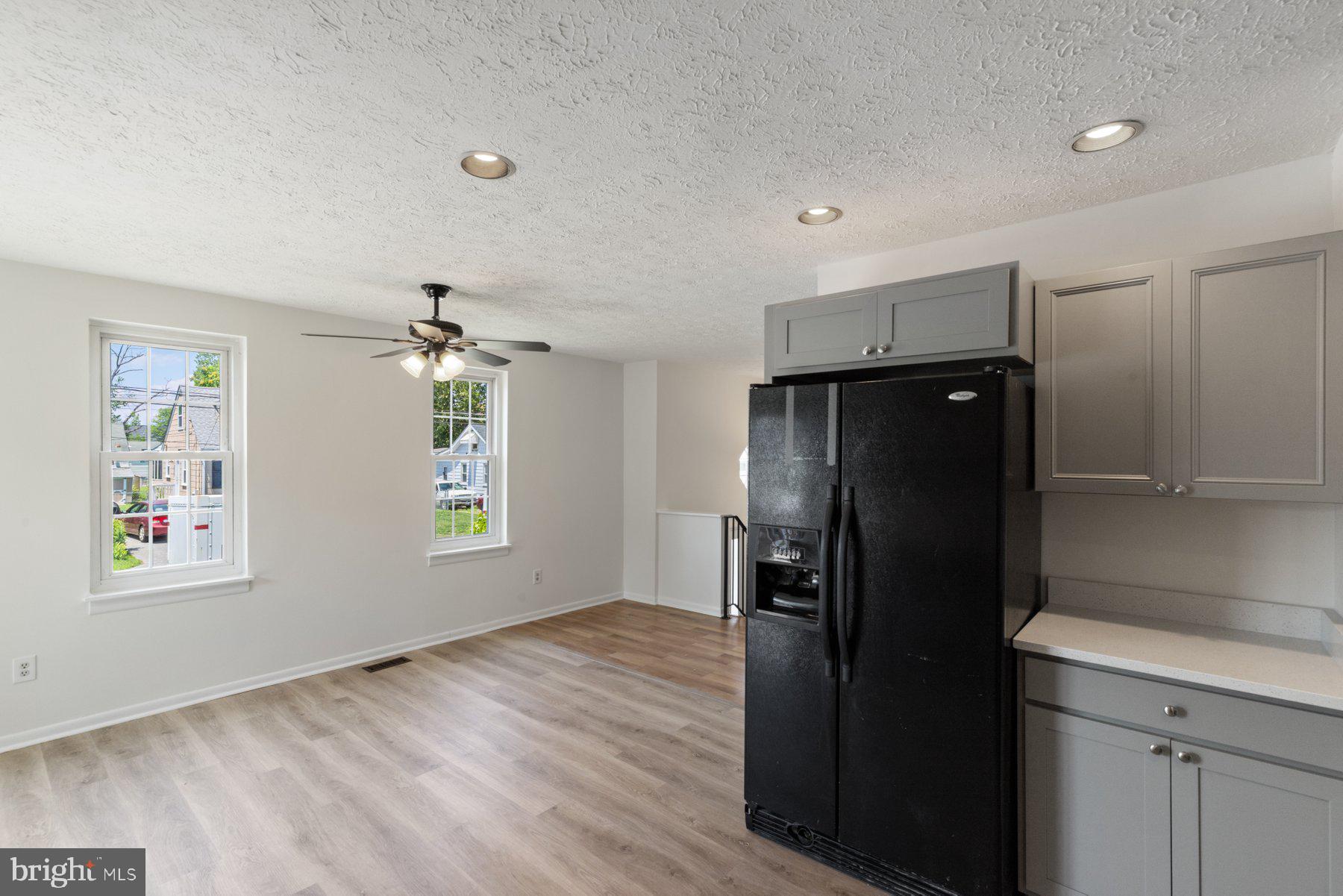 RIVIERA BEACH - Residential