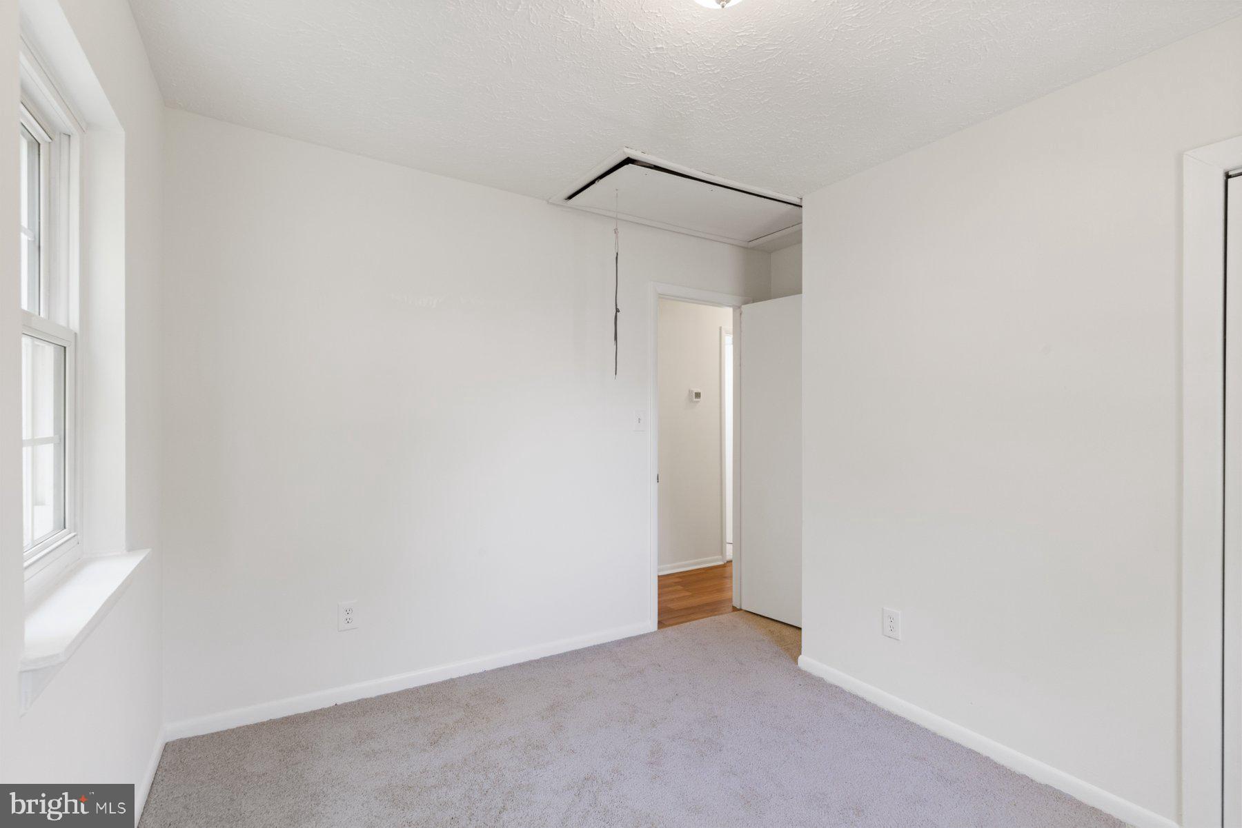 RIVIERA BEACH - Residential